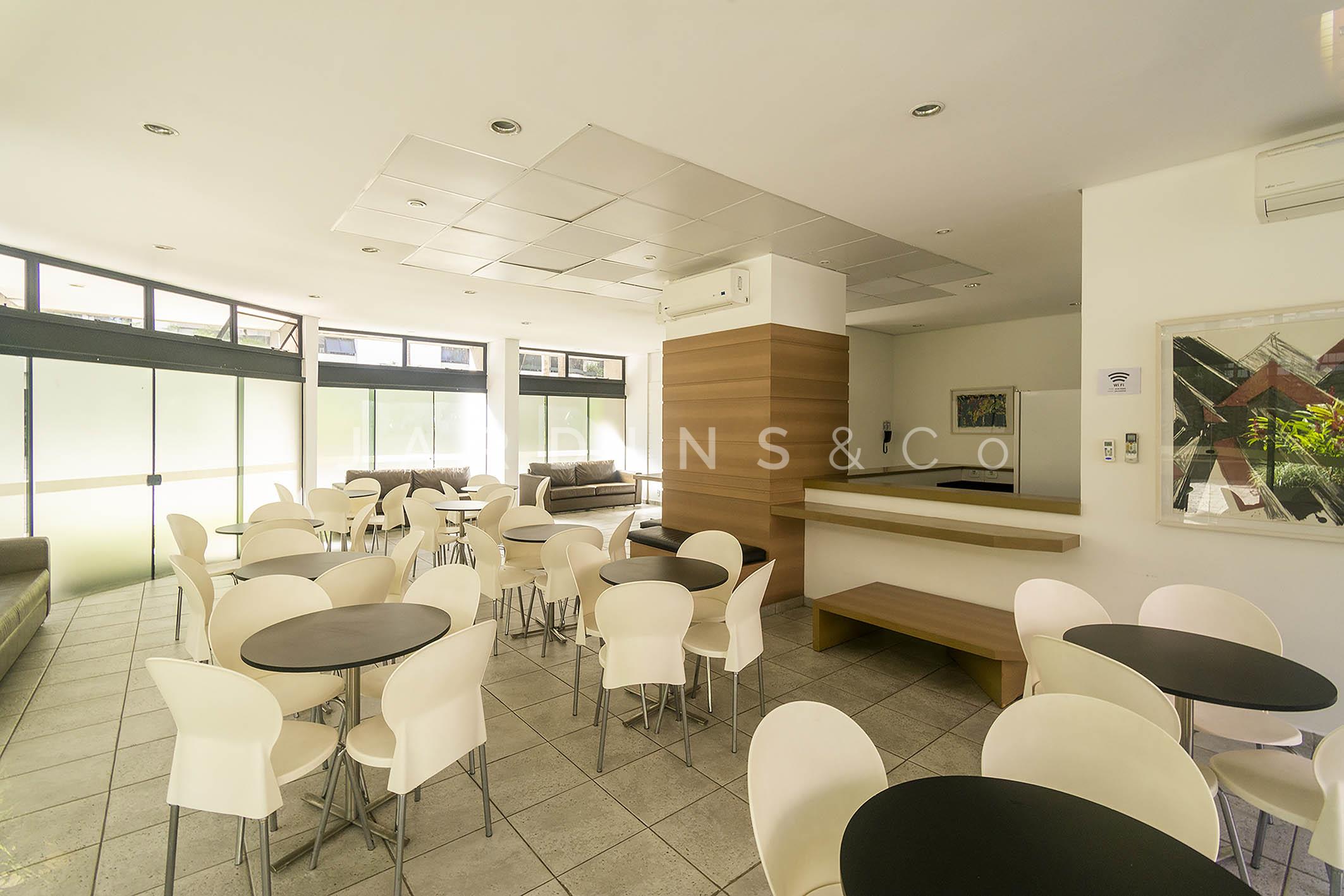 Apartamento no Moema Pássaros