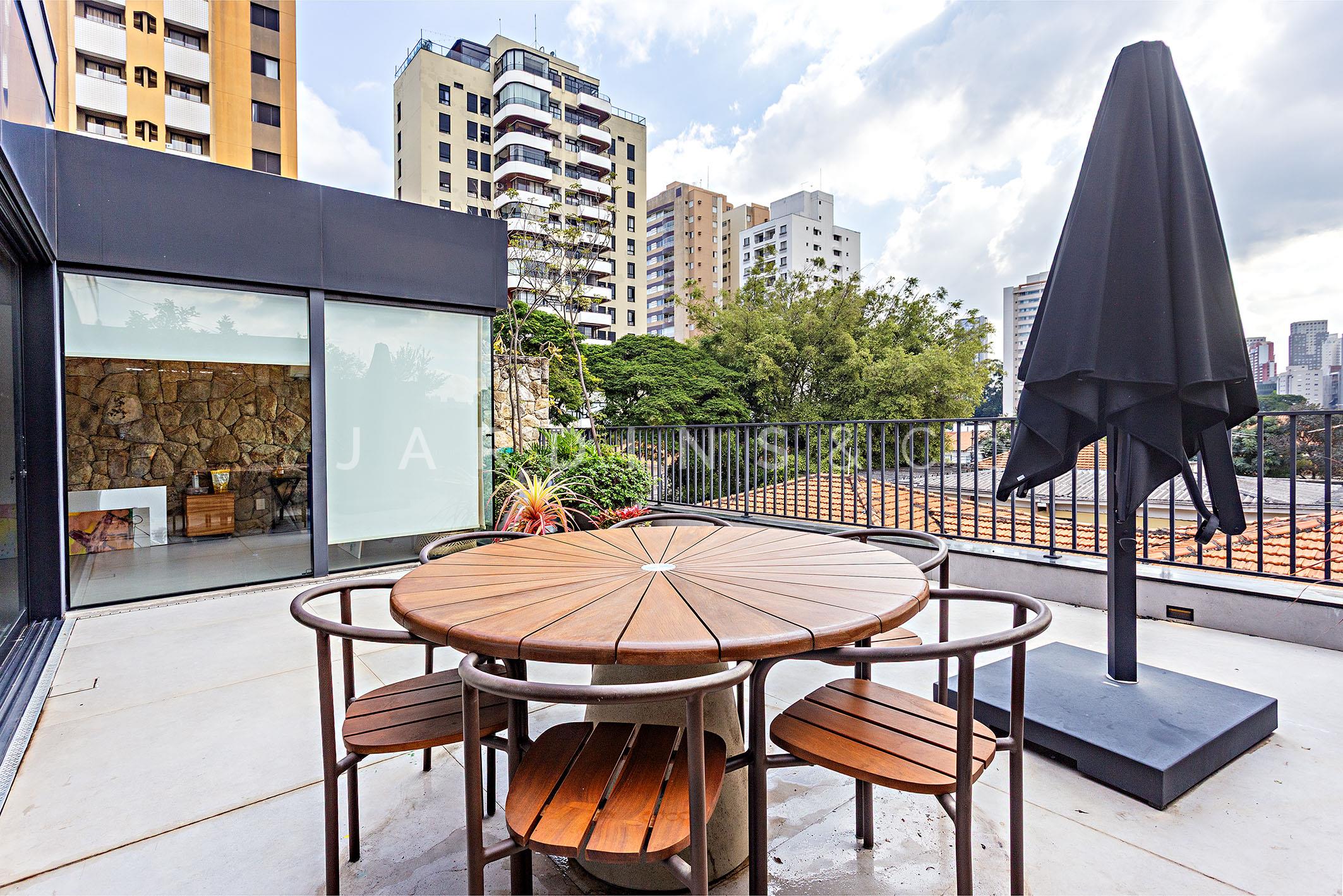 Casa em Condomínio no Brooklin 