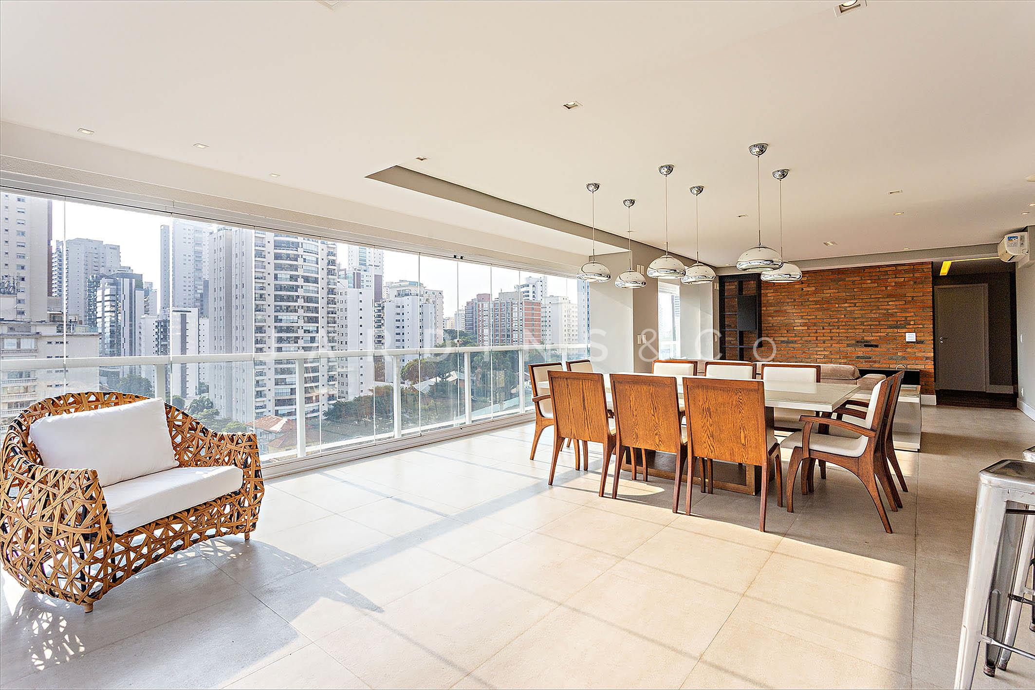 Apartamento no Campo Belo