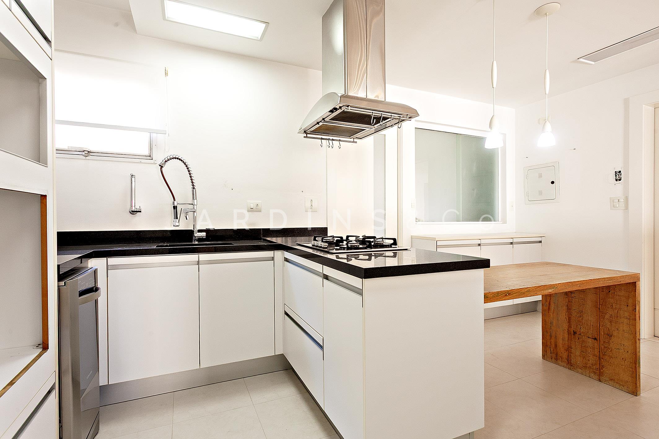 Apartamento no Jardim Europa
