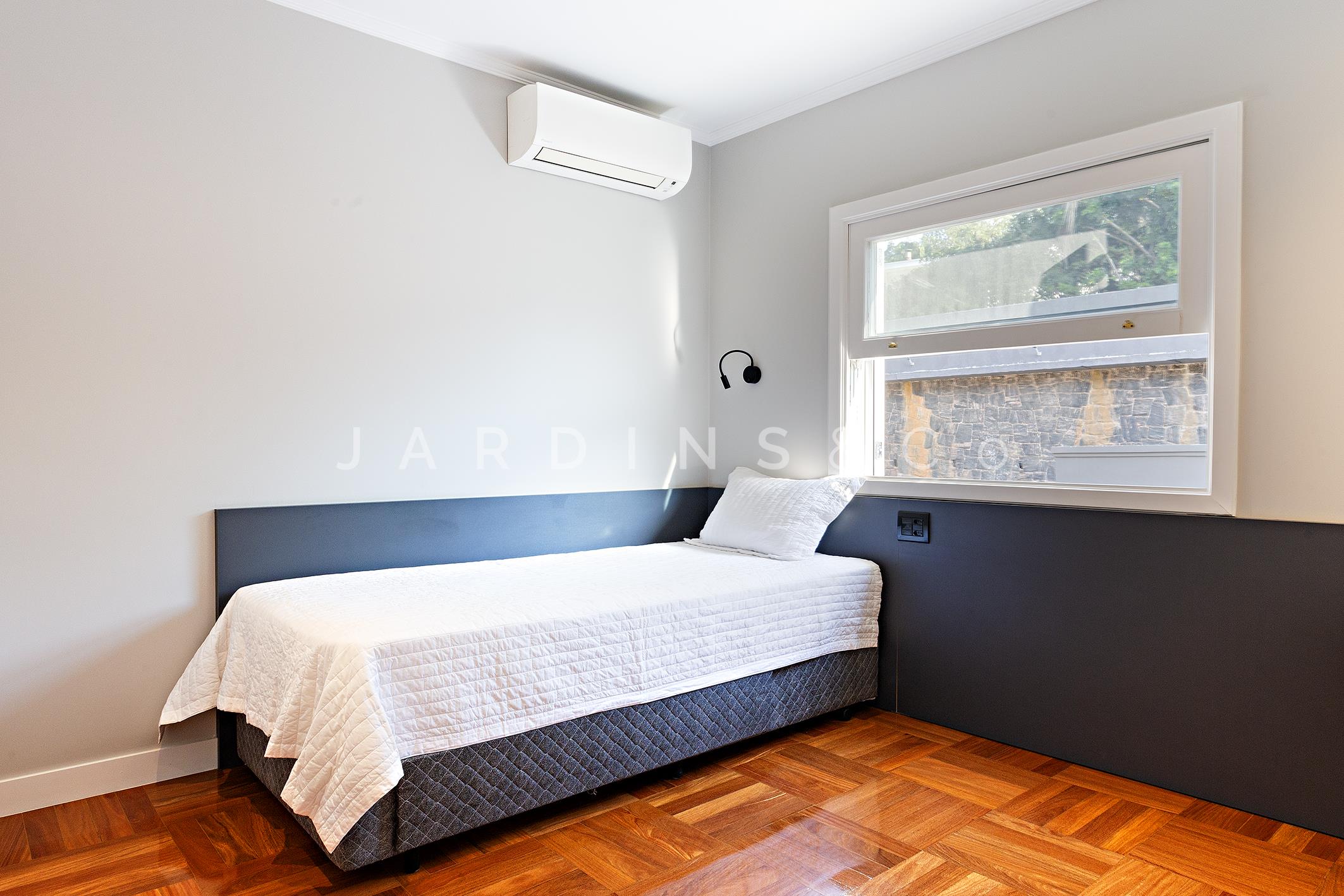 Casa em Condomínio no Jardim Everest