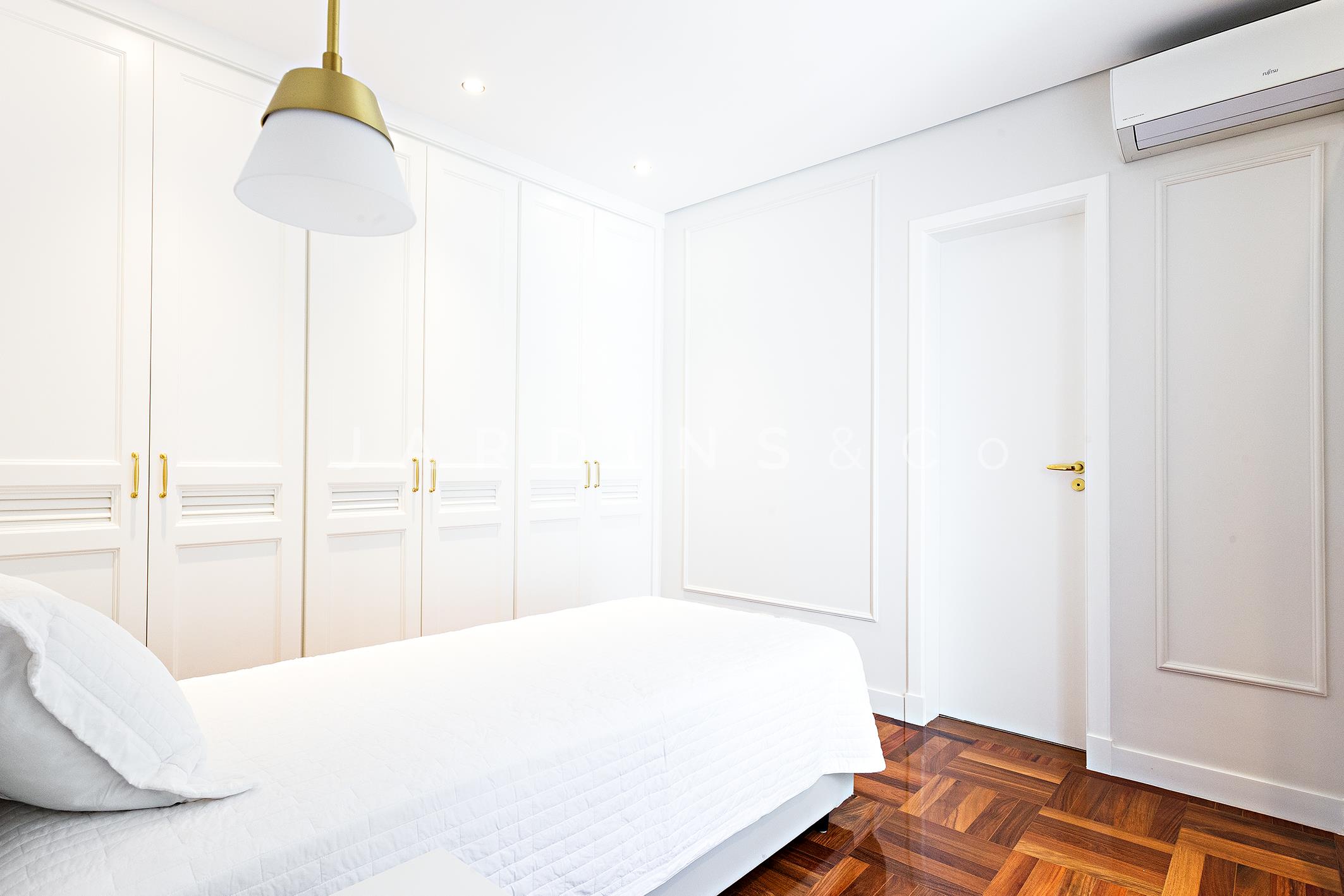 Casa em Condomínio no Jardim Everest