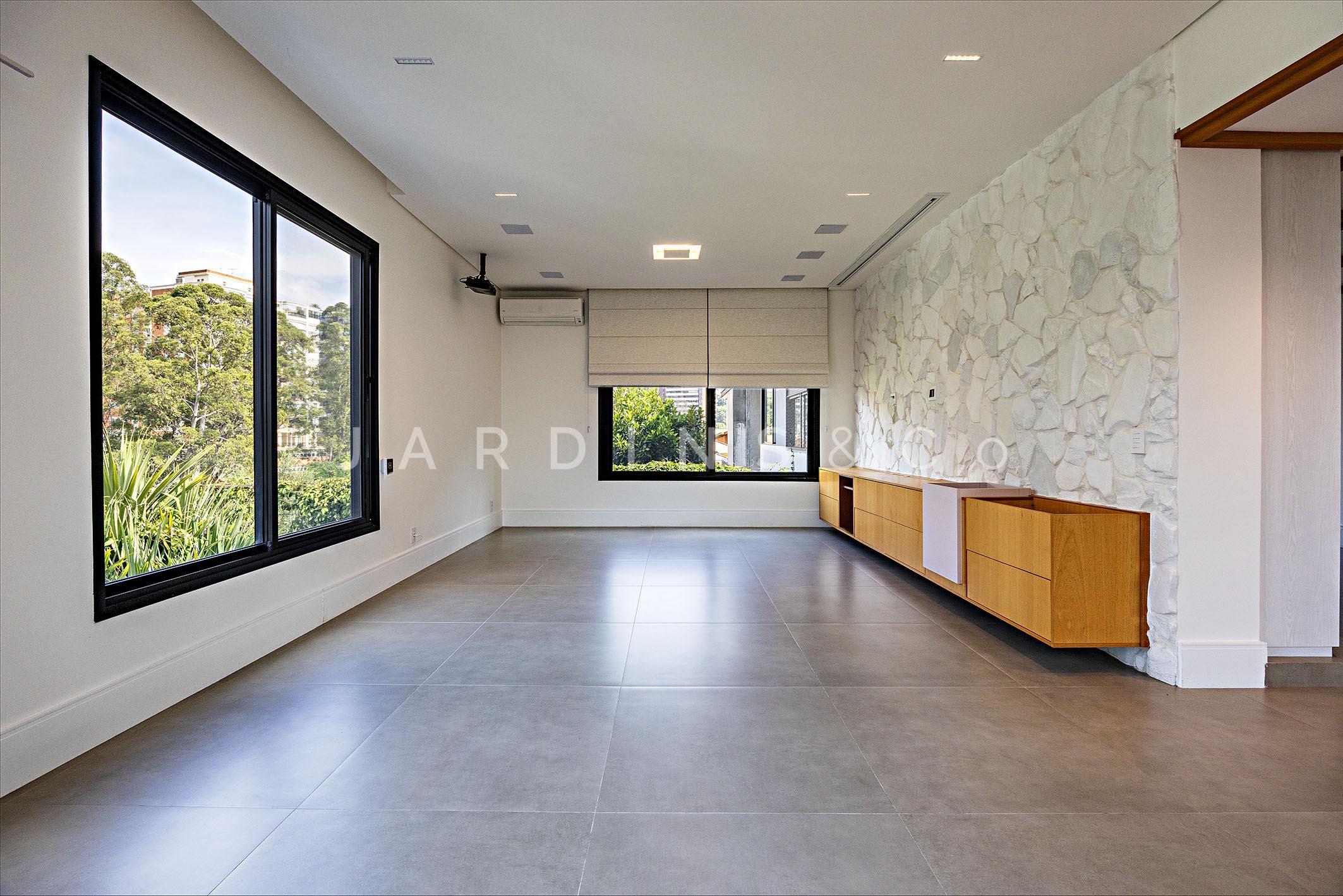 Casa em Condomínio no Jardim Vitória Régia