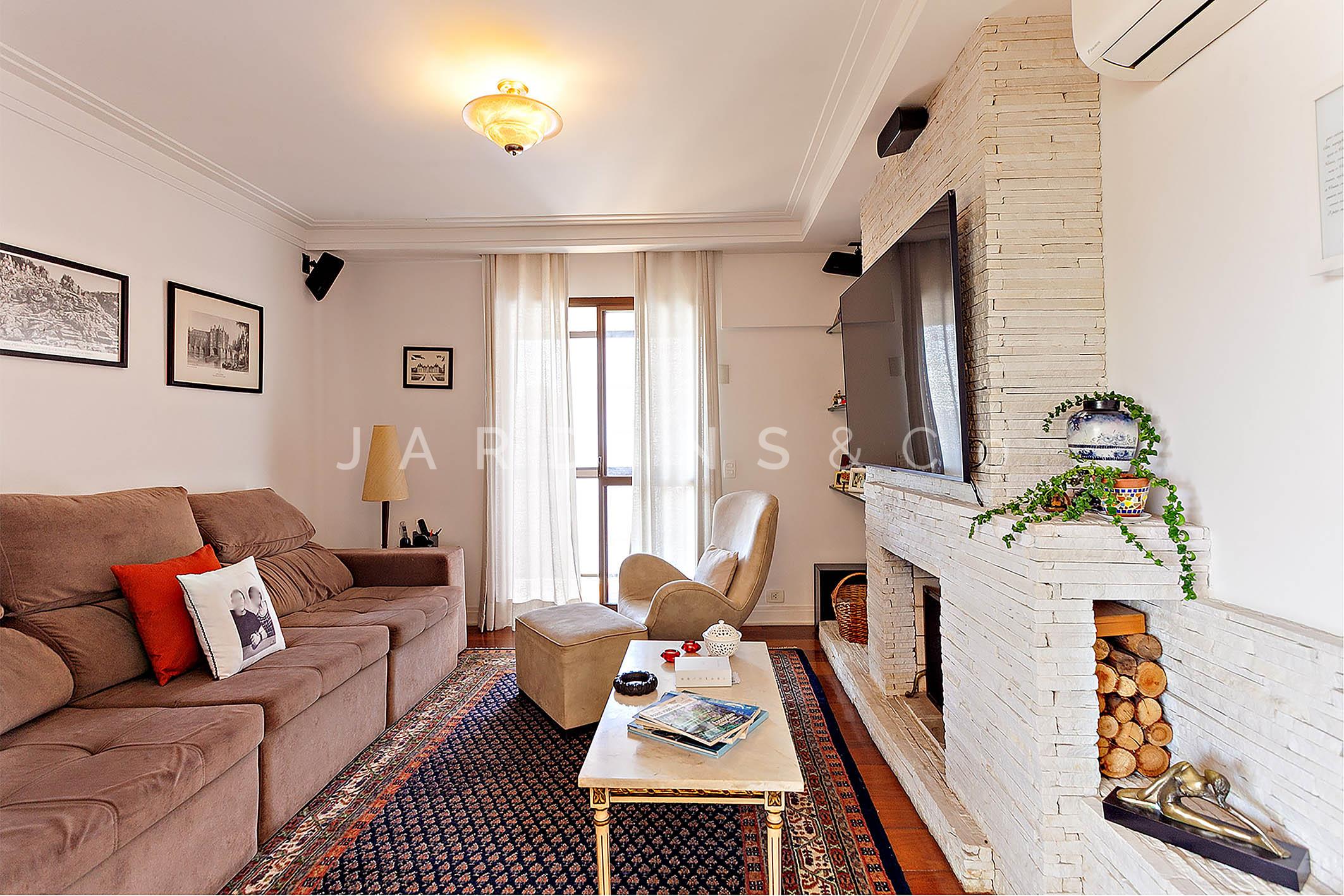 Apartamento no Real Parque