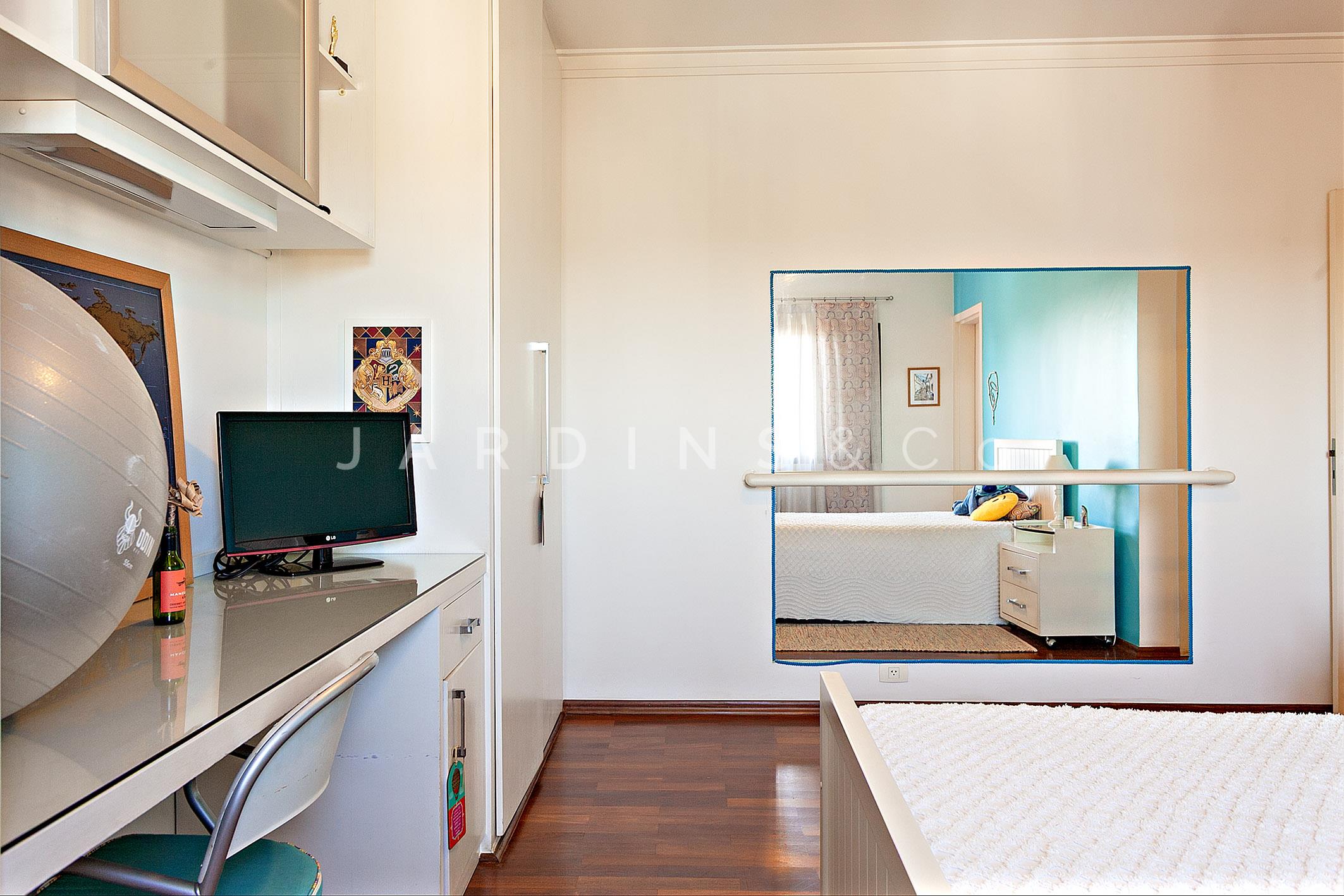 Apartamento no Real Parque