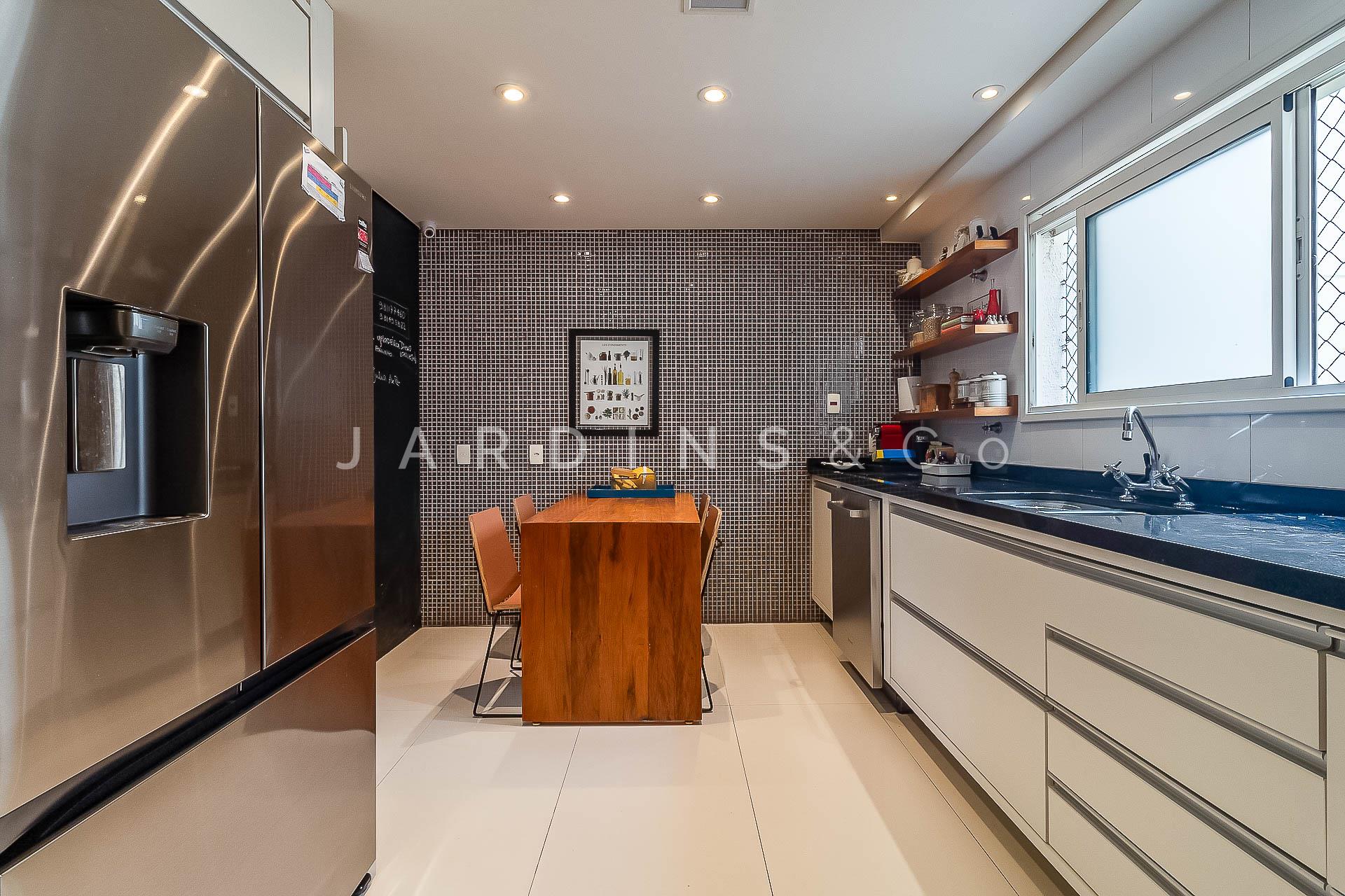 Apartamento no Alto de Pinheiros