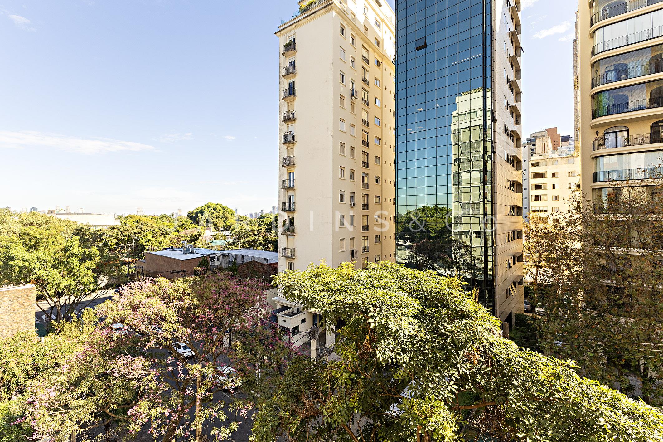 Apartamento no Cerqueira César