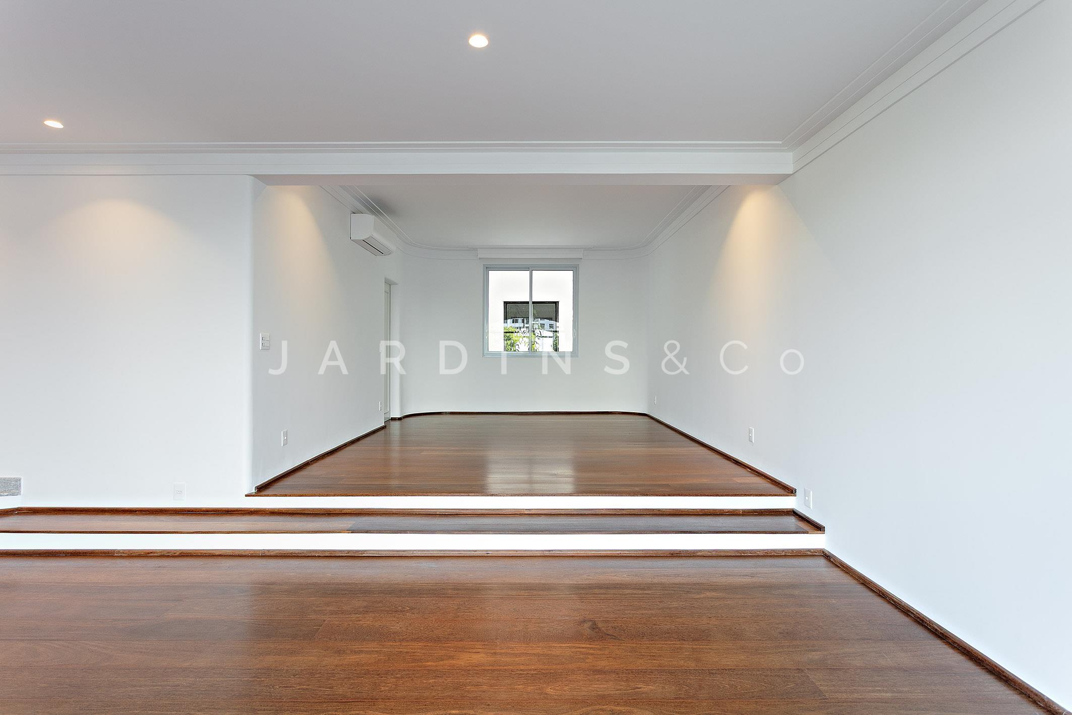 Apartamento no Jardim Europa