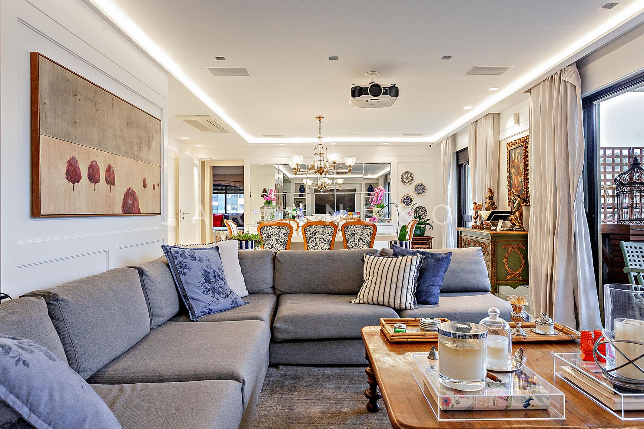 Apartamento no Real Parque