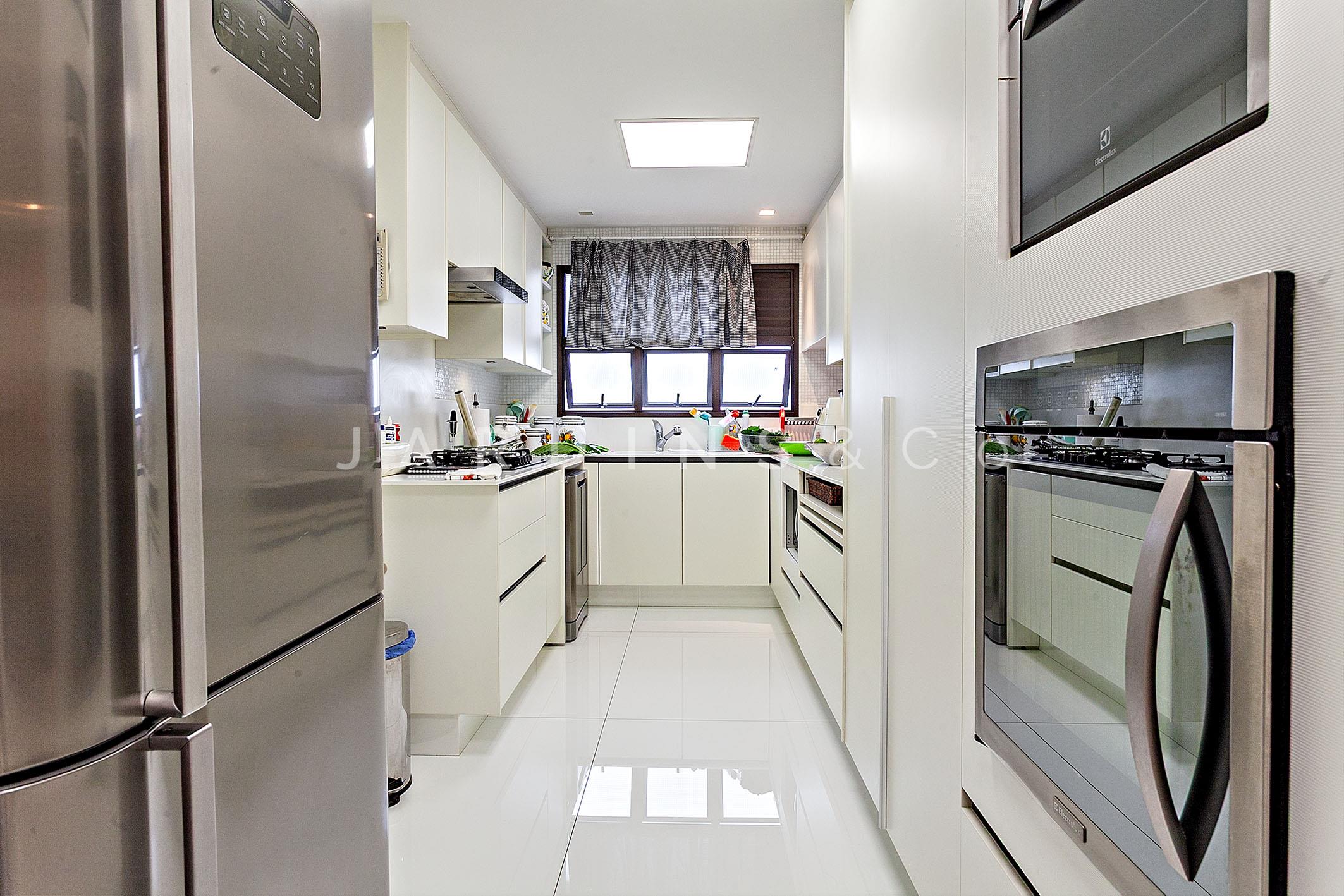 Apartamento no Real Parque
