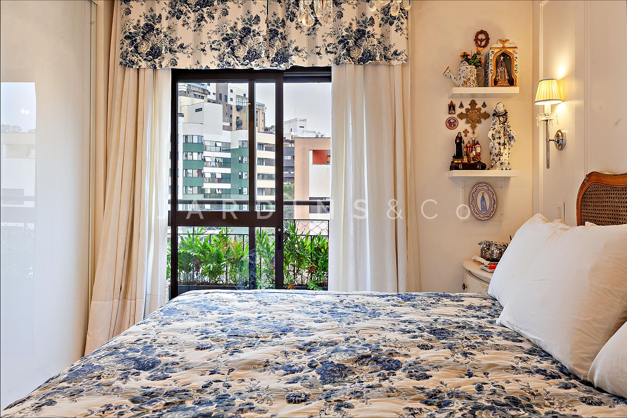 Apartamento no Real Parque