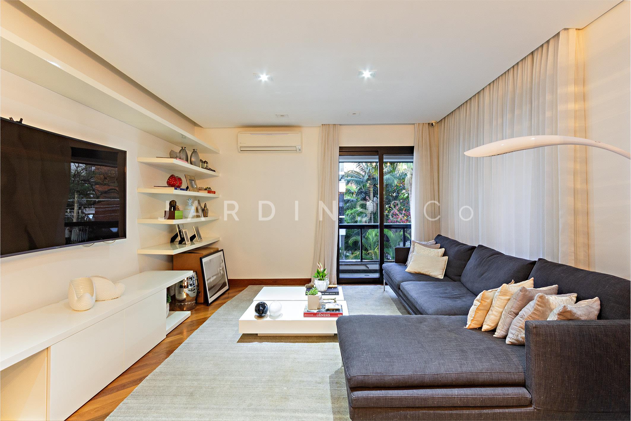 Apartamento no Moema Pássaros