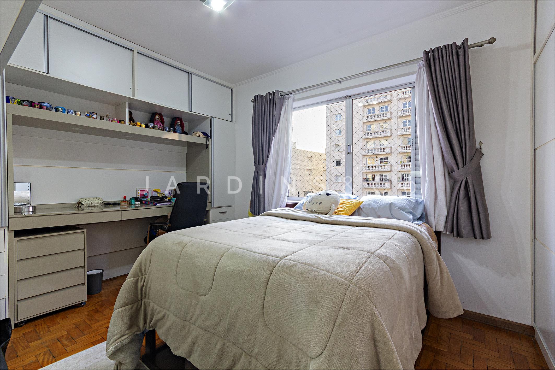 Apartamento no Paraíso