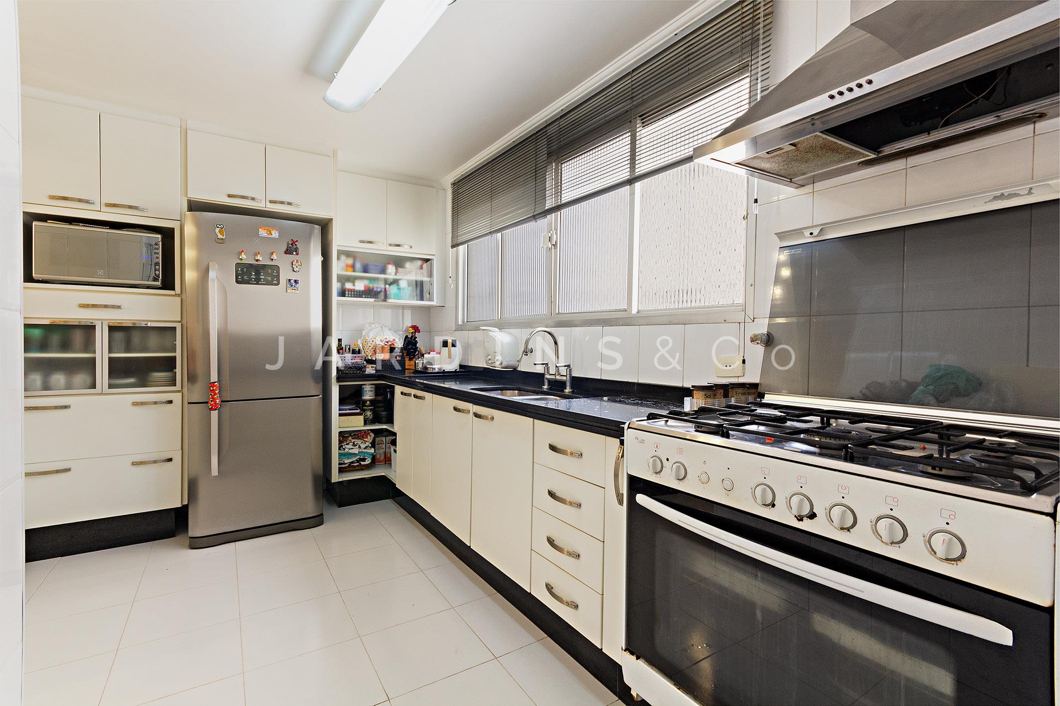 Apartamento no Paraíso