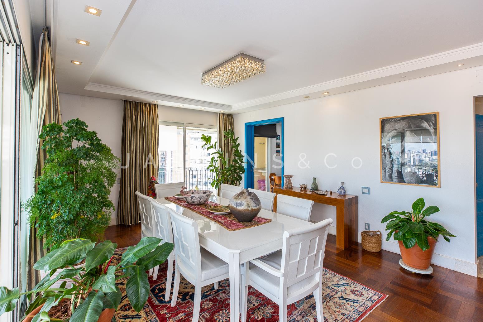 Apartamento no Paraíso