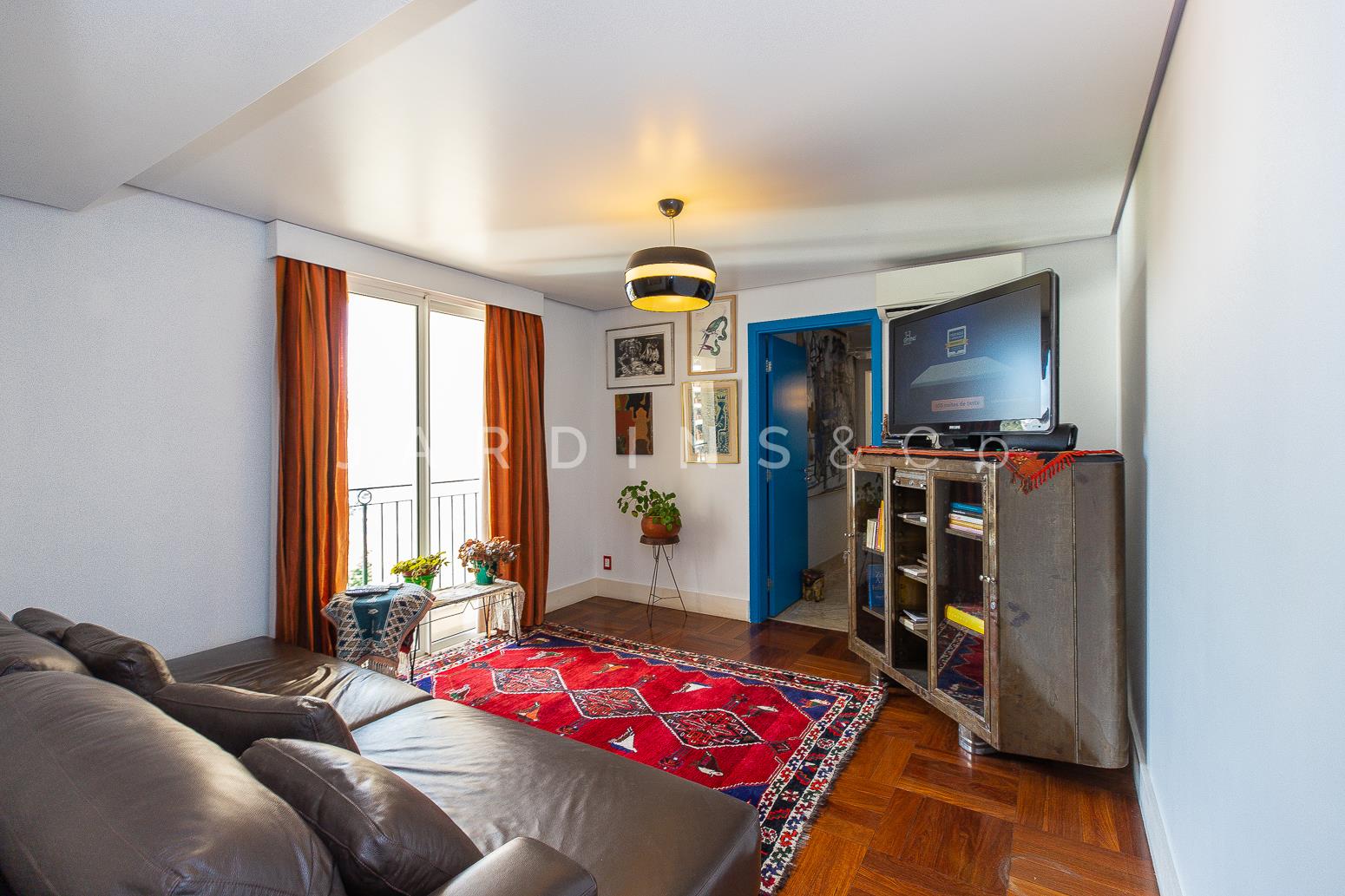 Apartamento no Paraíso