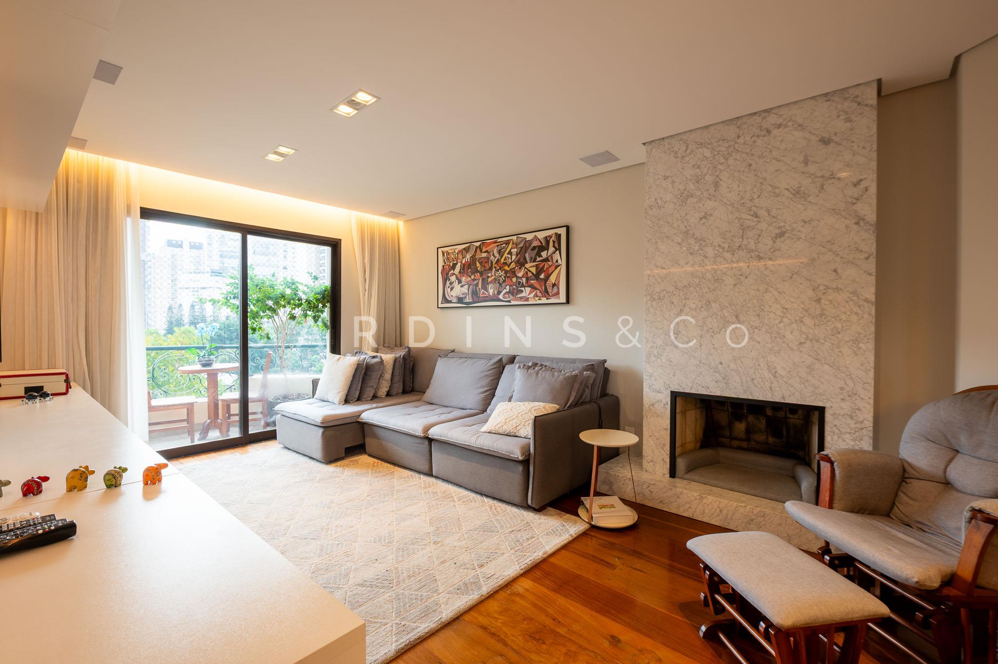 Apartamento no Indianópolis