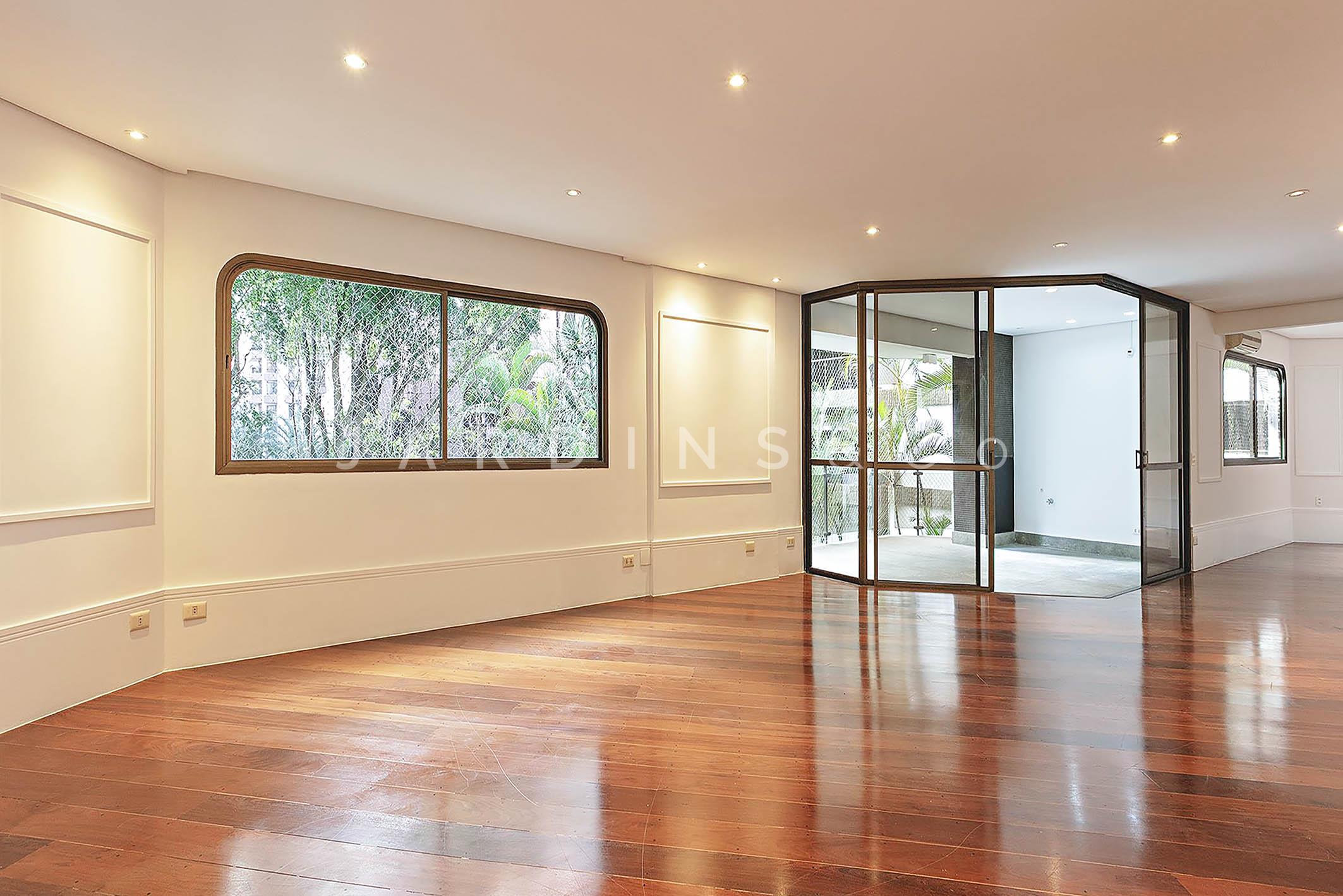 Apartamento no Jardim Europa