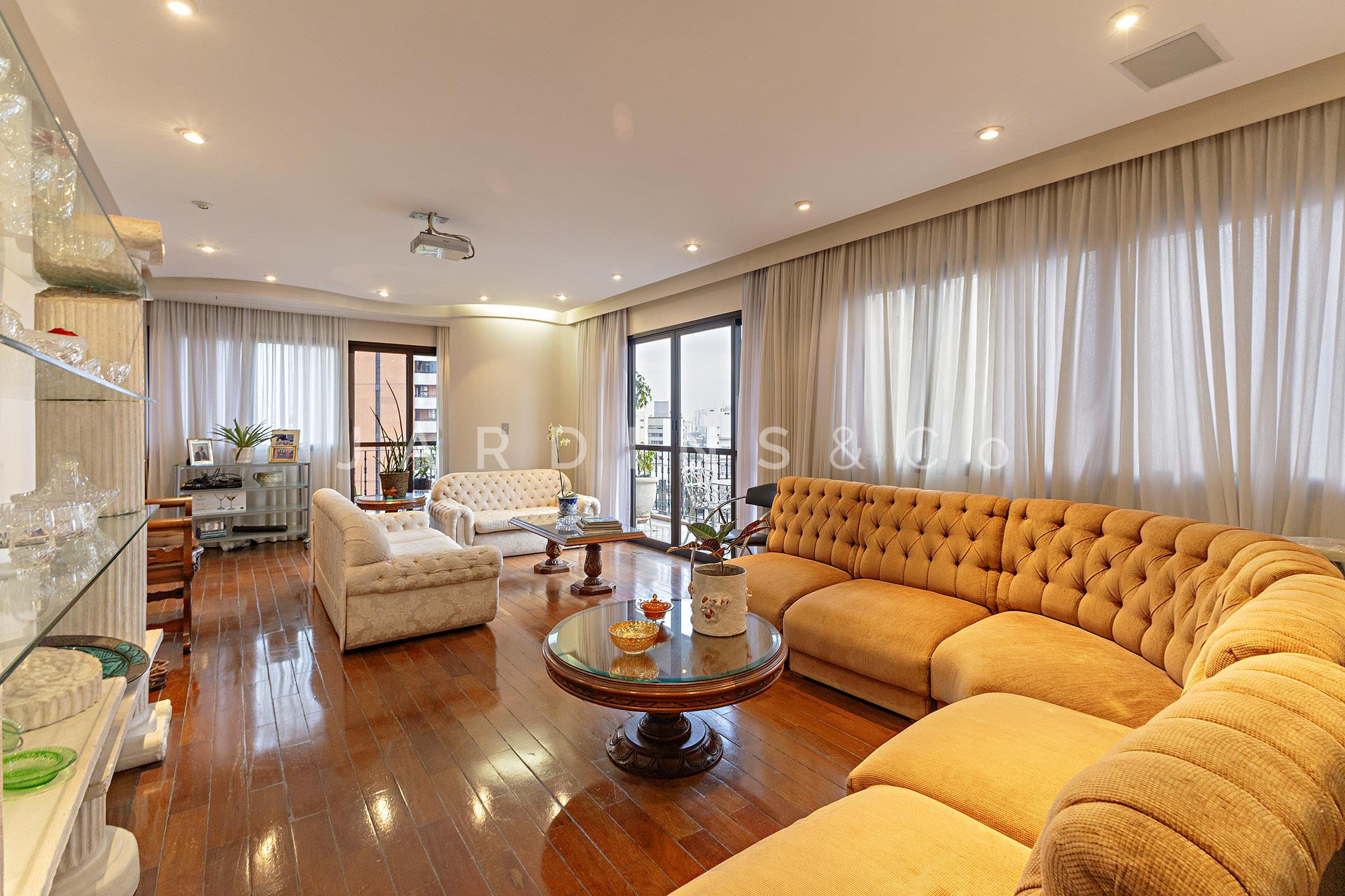 Apartamento no Indianópolis