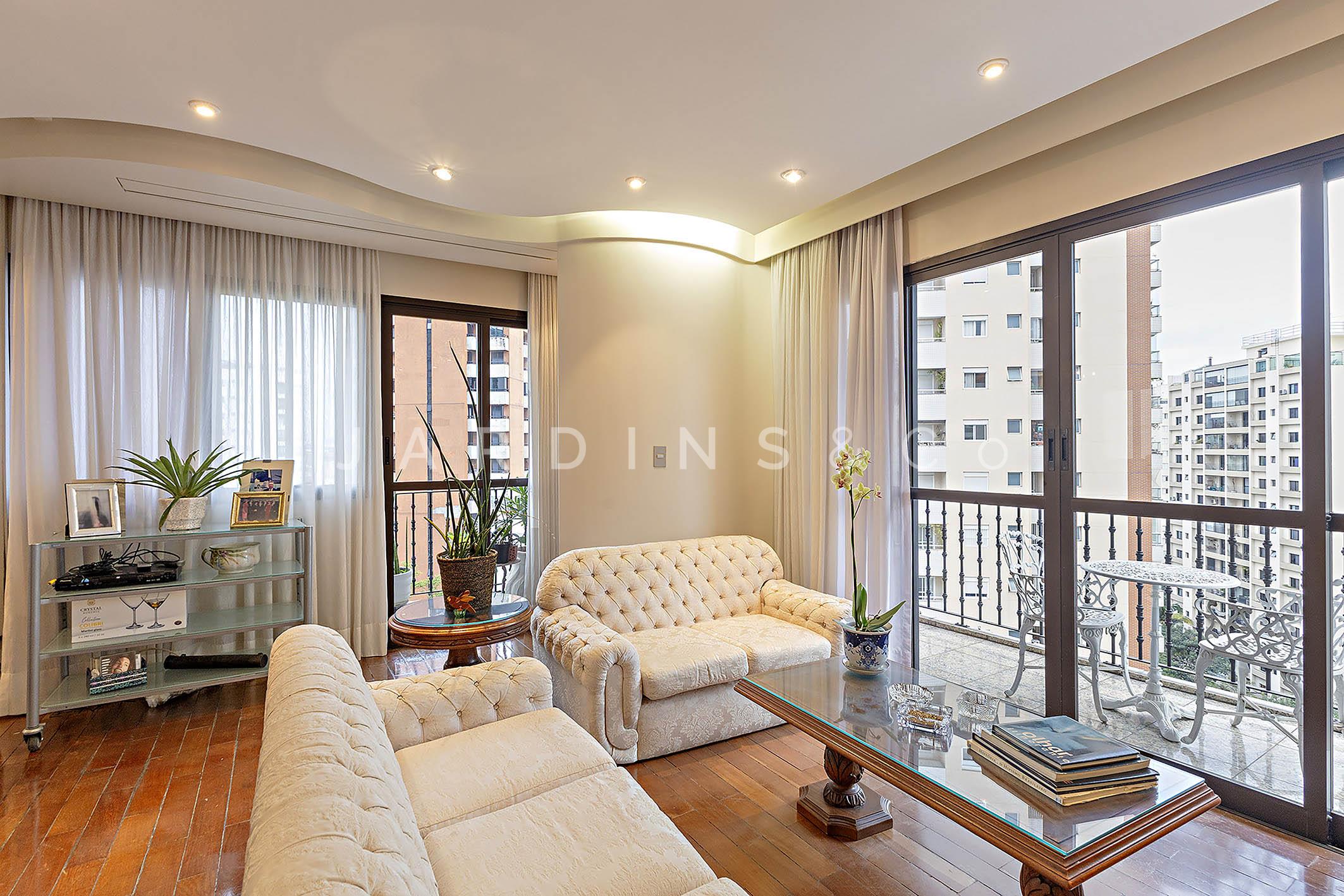 Apartamento no Indianópolis
