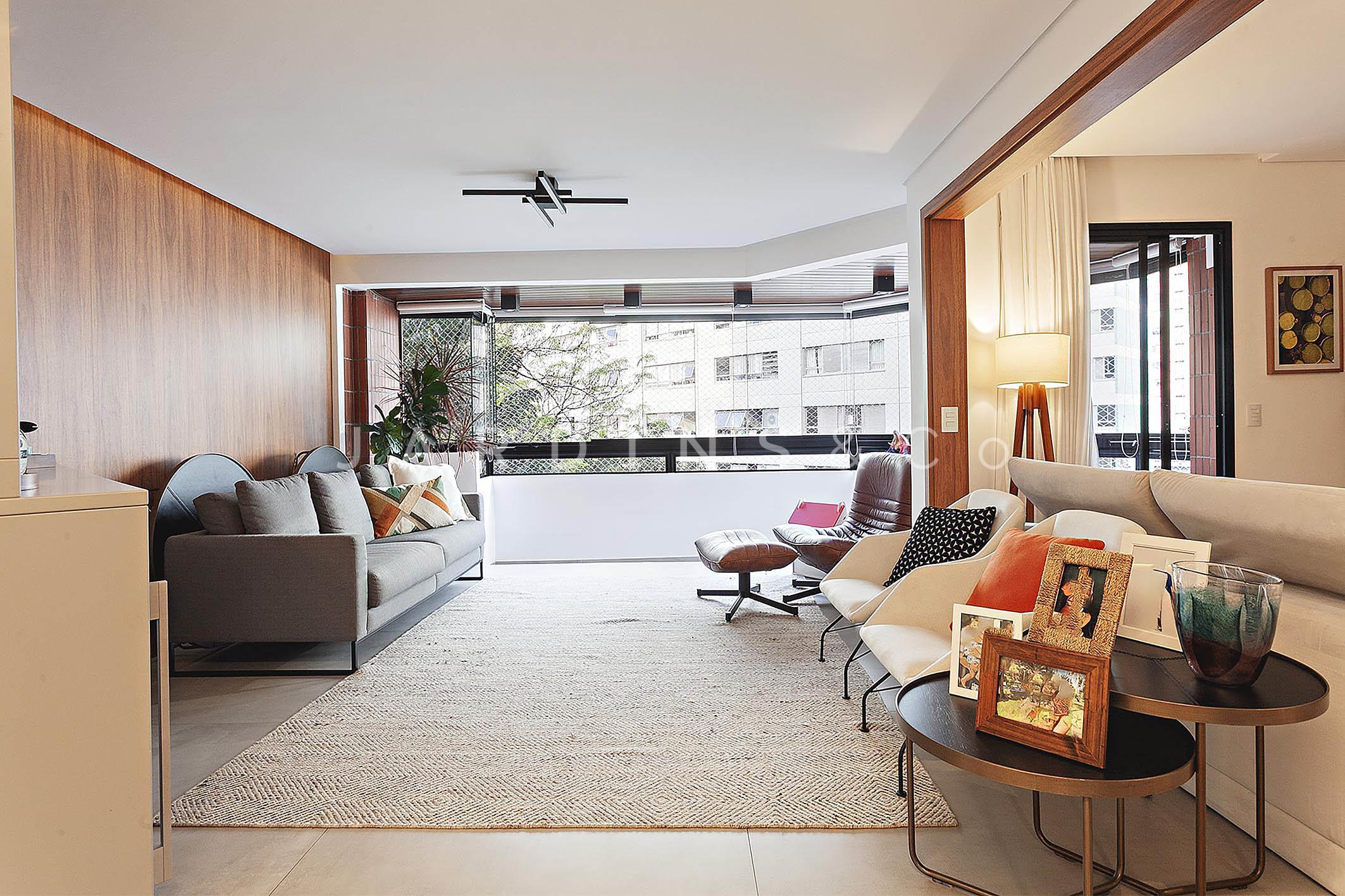 Apartamento no Moema Pássaros