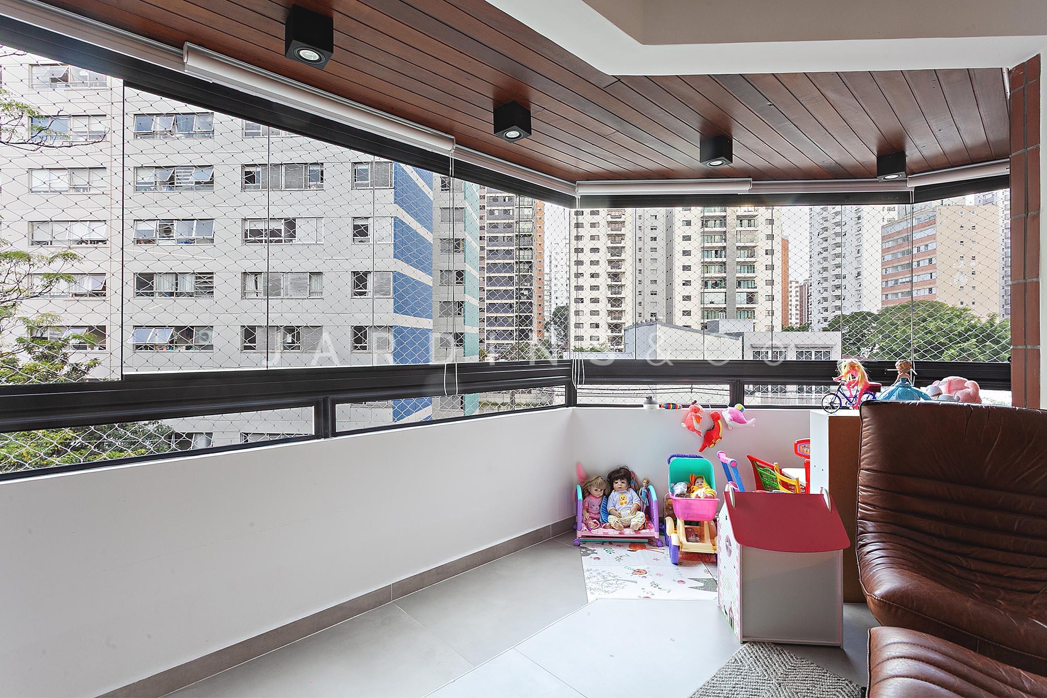 Apartamento no Moema Pássaros