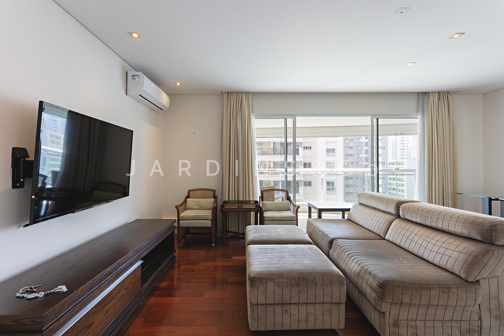 Apartamento no Paraíso