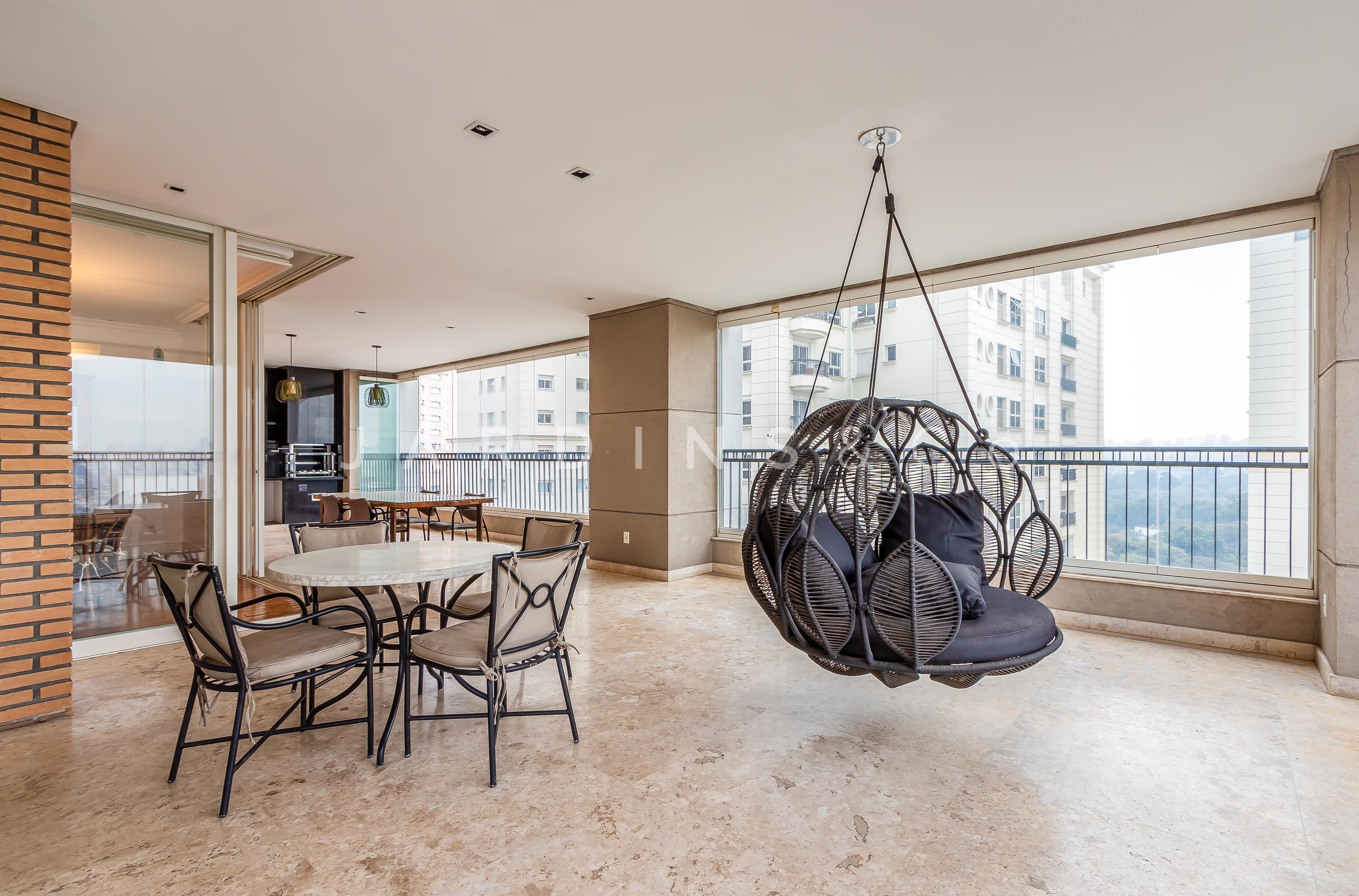 Apartamento no Moema