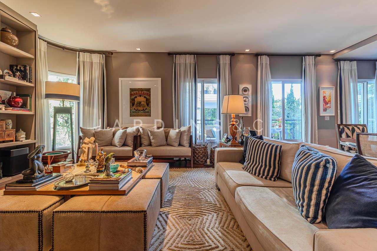 Apartamento no Alto de Pinheiros