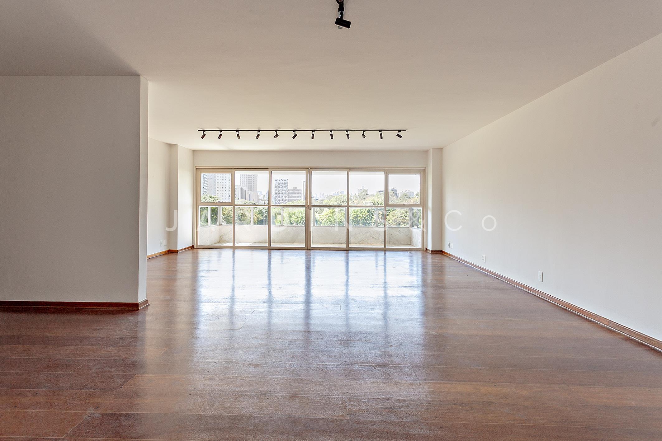 Apartamento no Jardim Europa