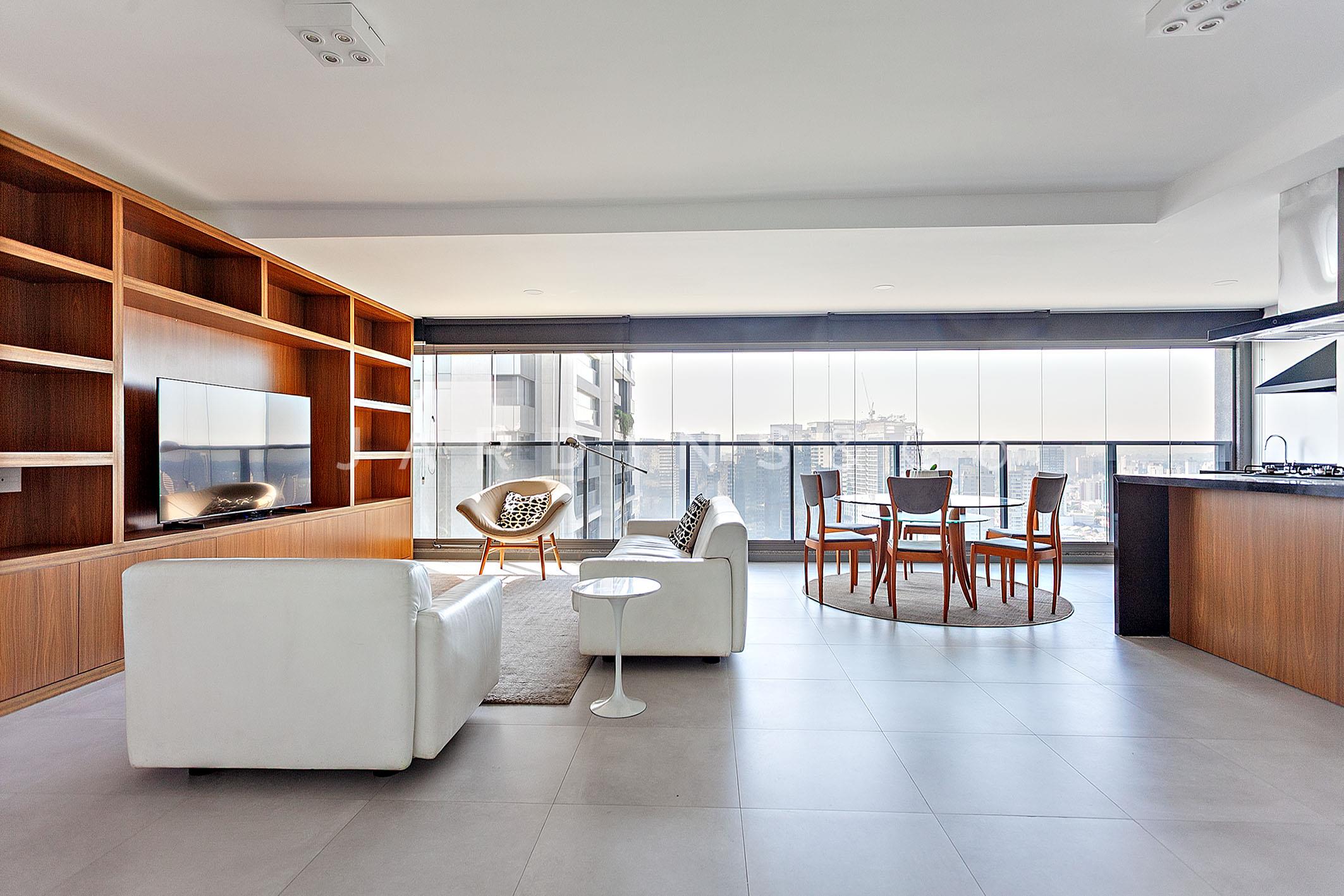 Apartamento no Real Parque