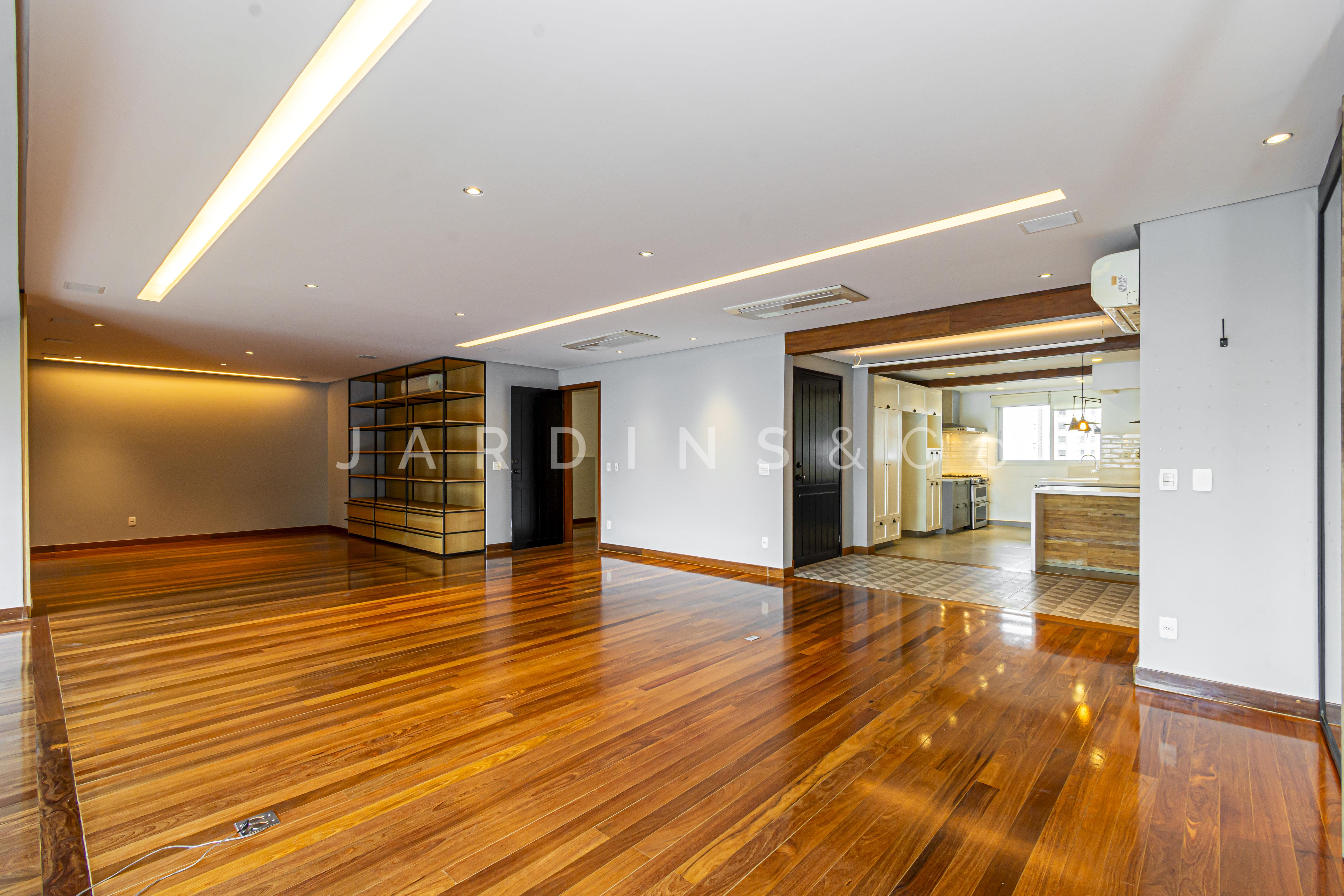 Apartamento no Chácara Itaim
