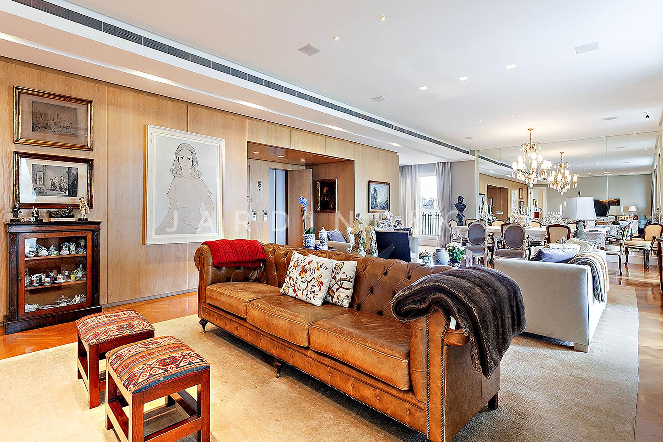 Apartamento no Paraíso