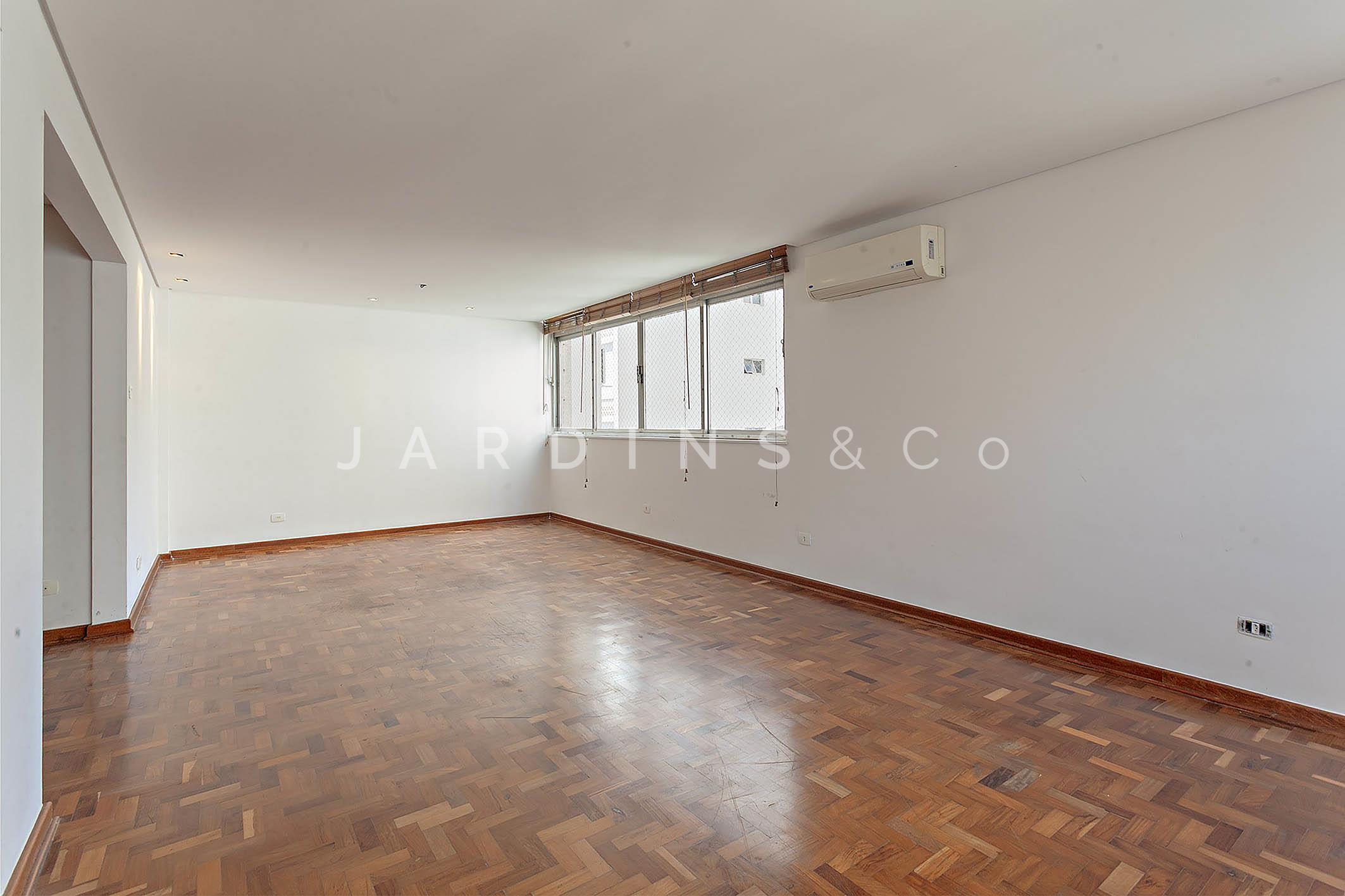 Apartamento no Jardim Europa