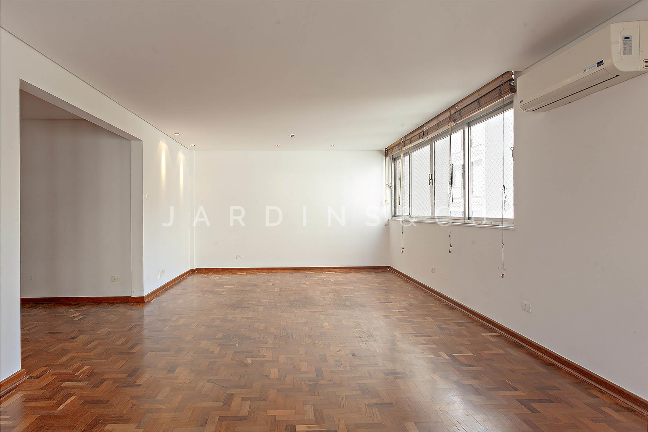 Apartamento no Jardim Europa