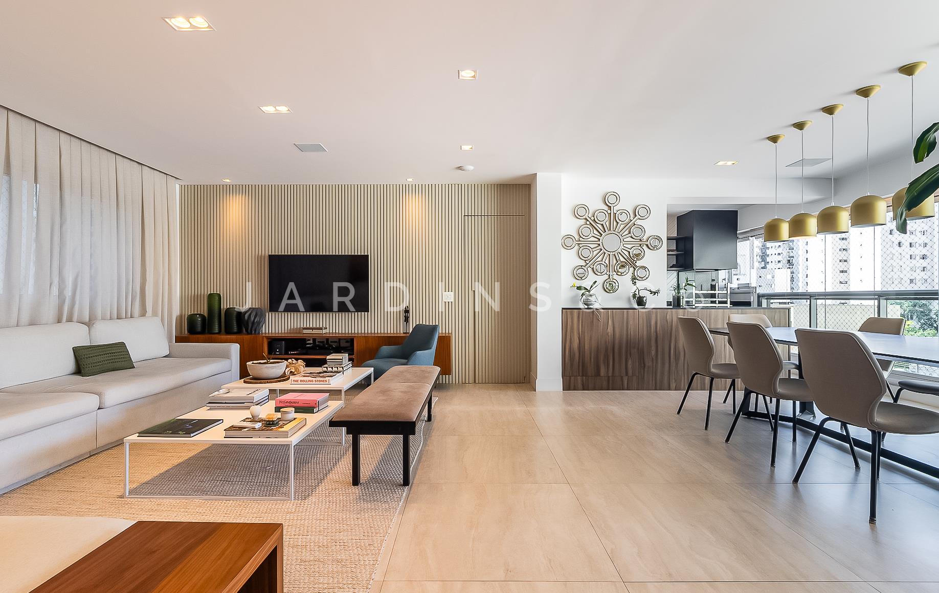 Apartamento no Indianópolis