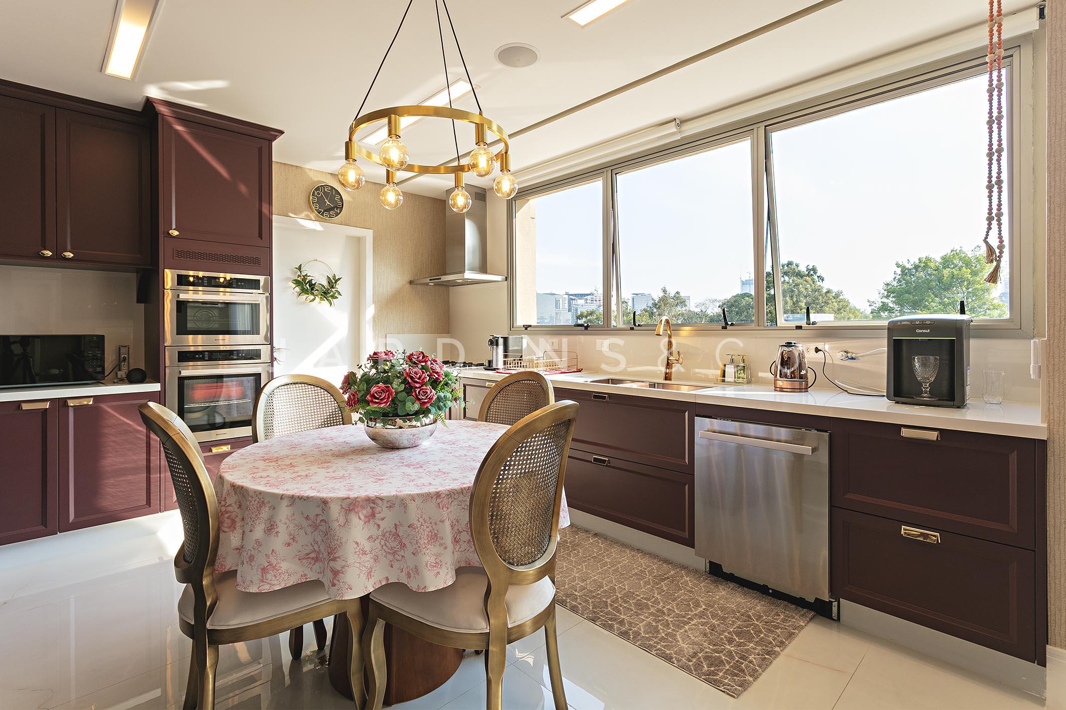 Apartamento no Real Parque