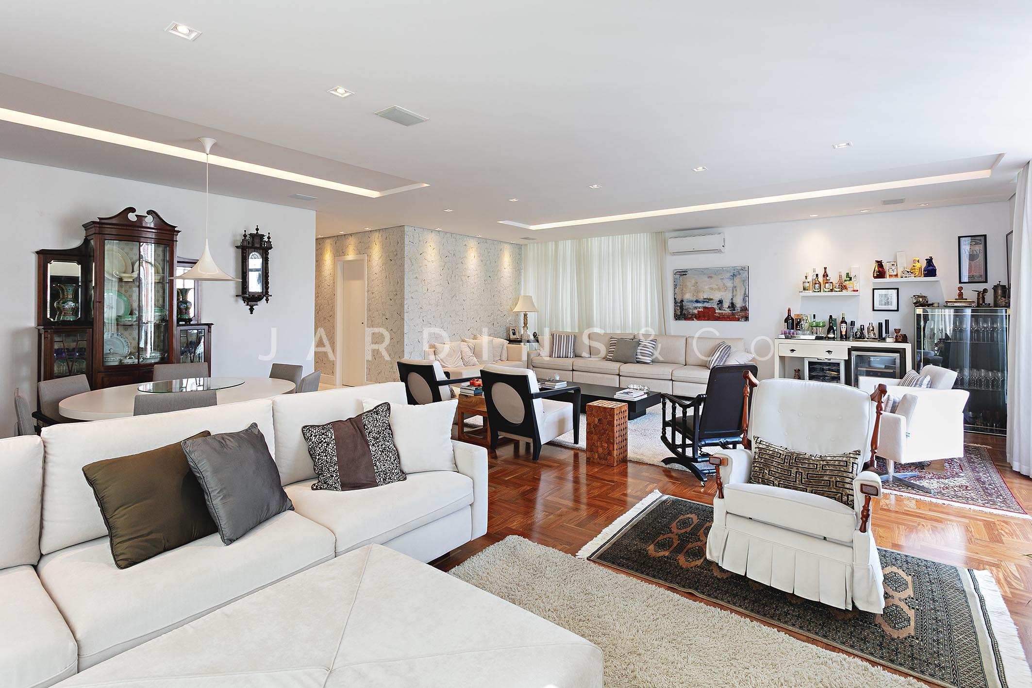Apartamento no Paraíso