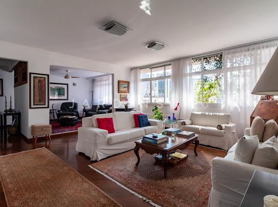 Apartamento no Cerqueira César