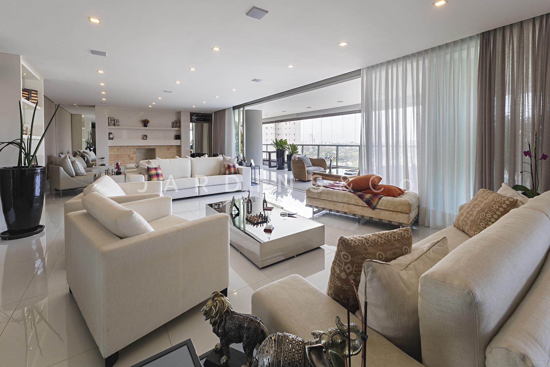 Apartamento no Parque Colonial