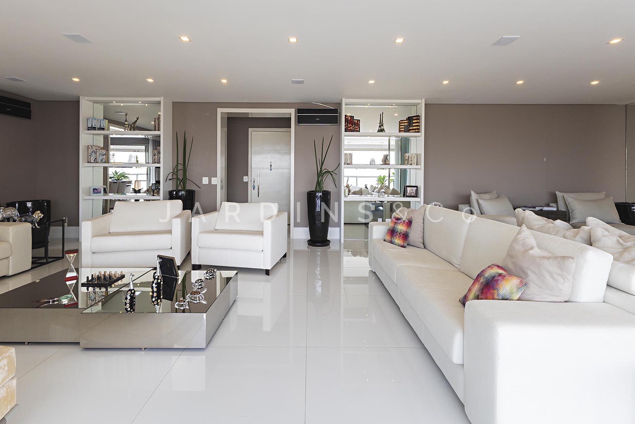 Apartamento no Parque Colonial
