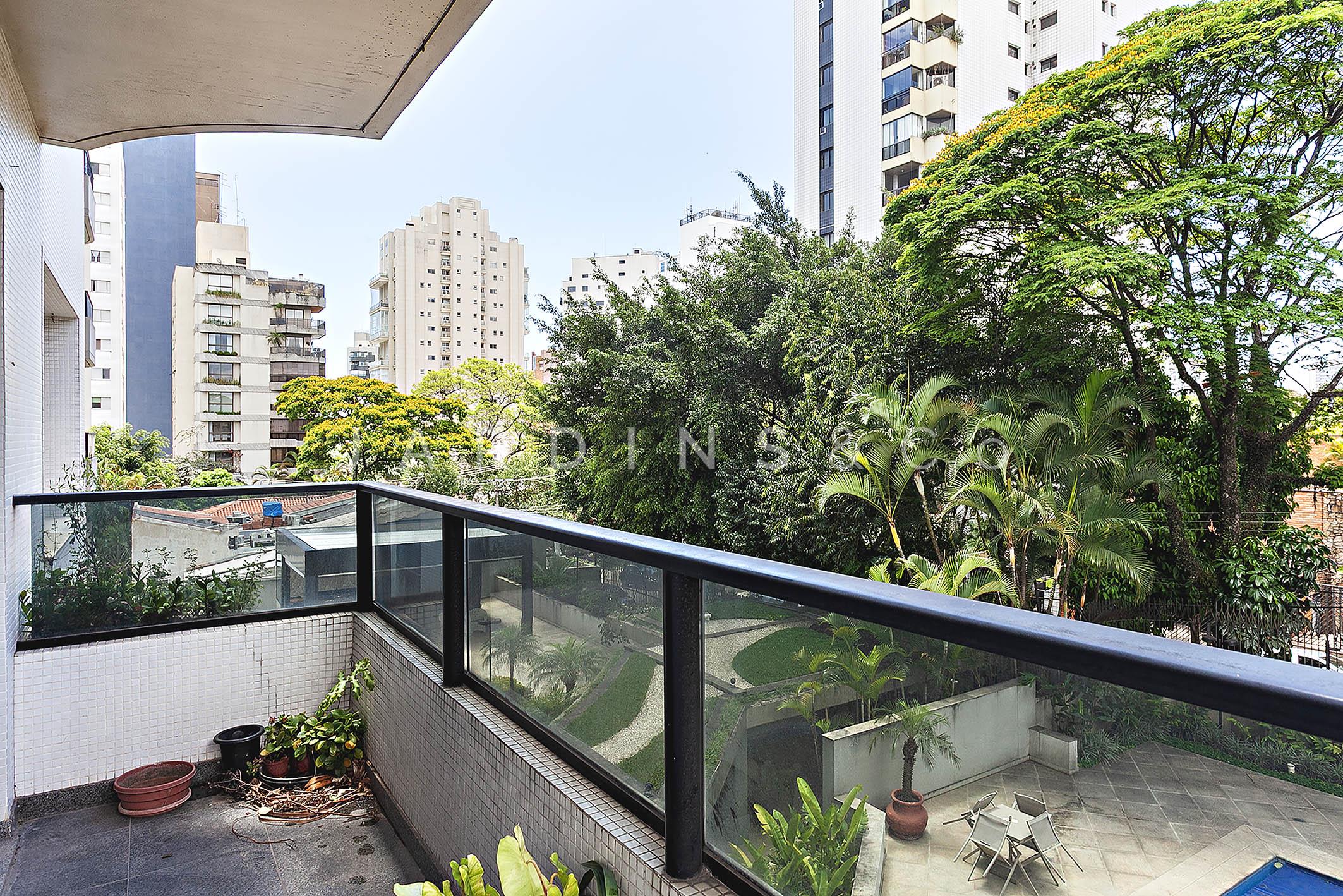 Apartamento no Moema