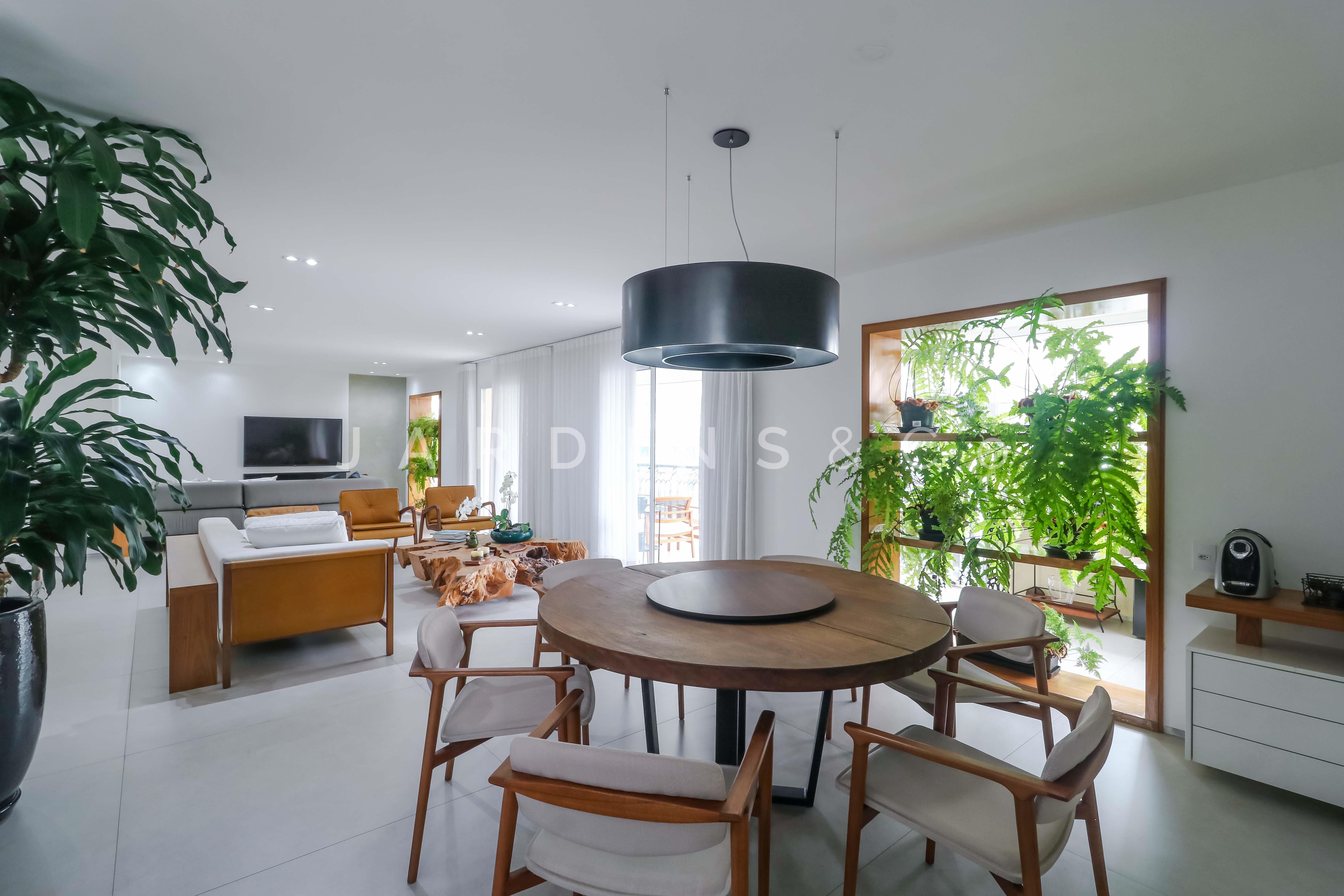 Apartamento no Indianópolis