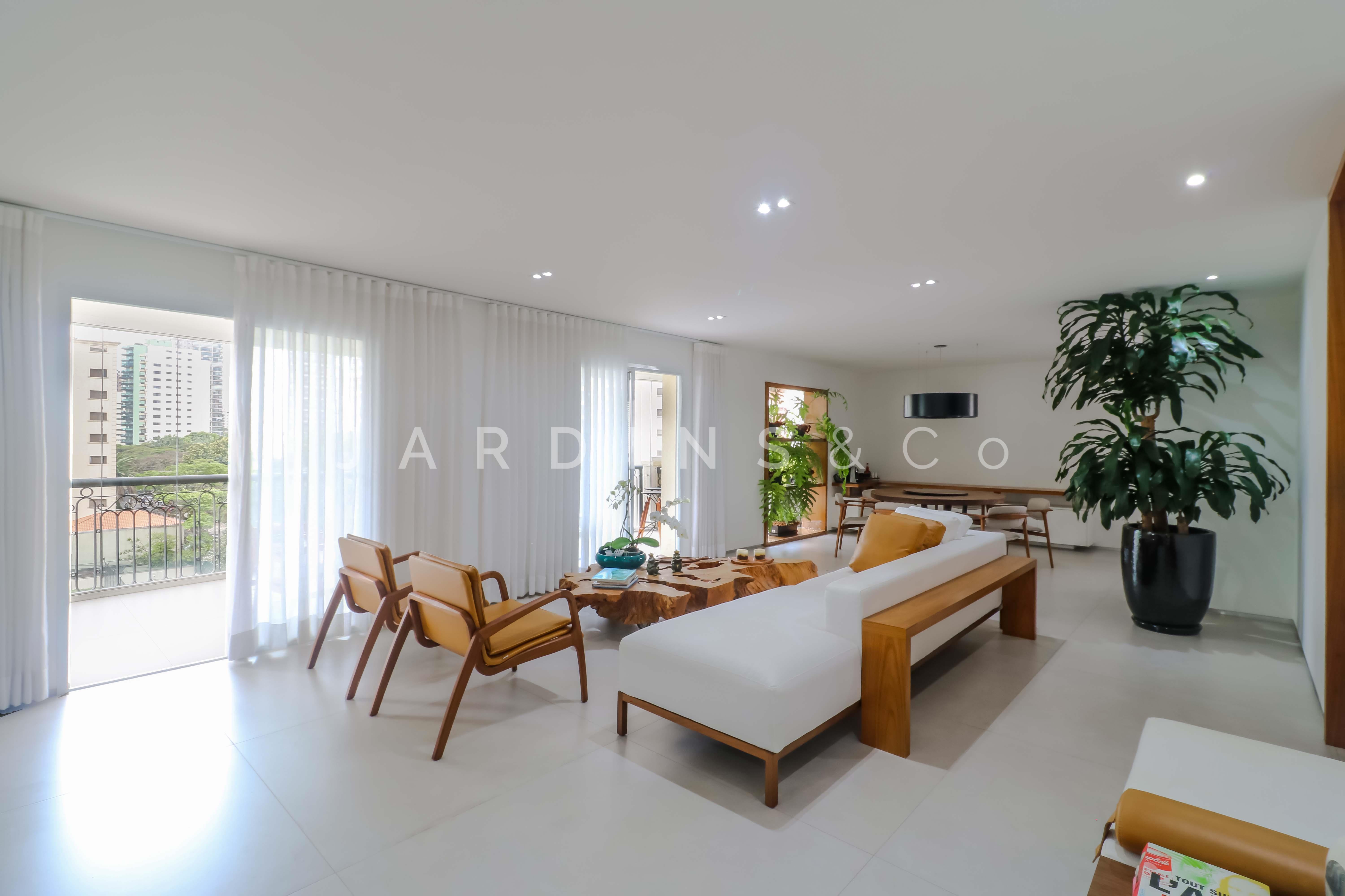 Apartamento no Indianópolis