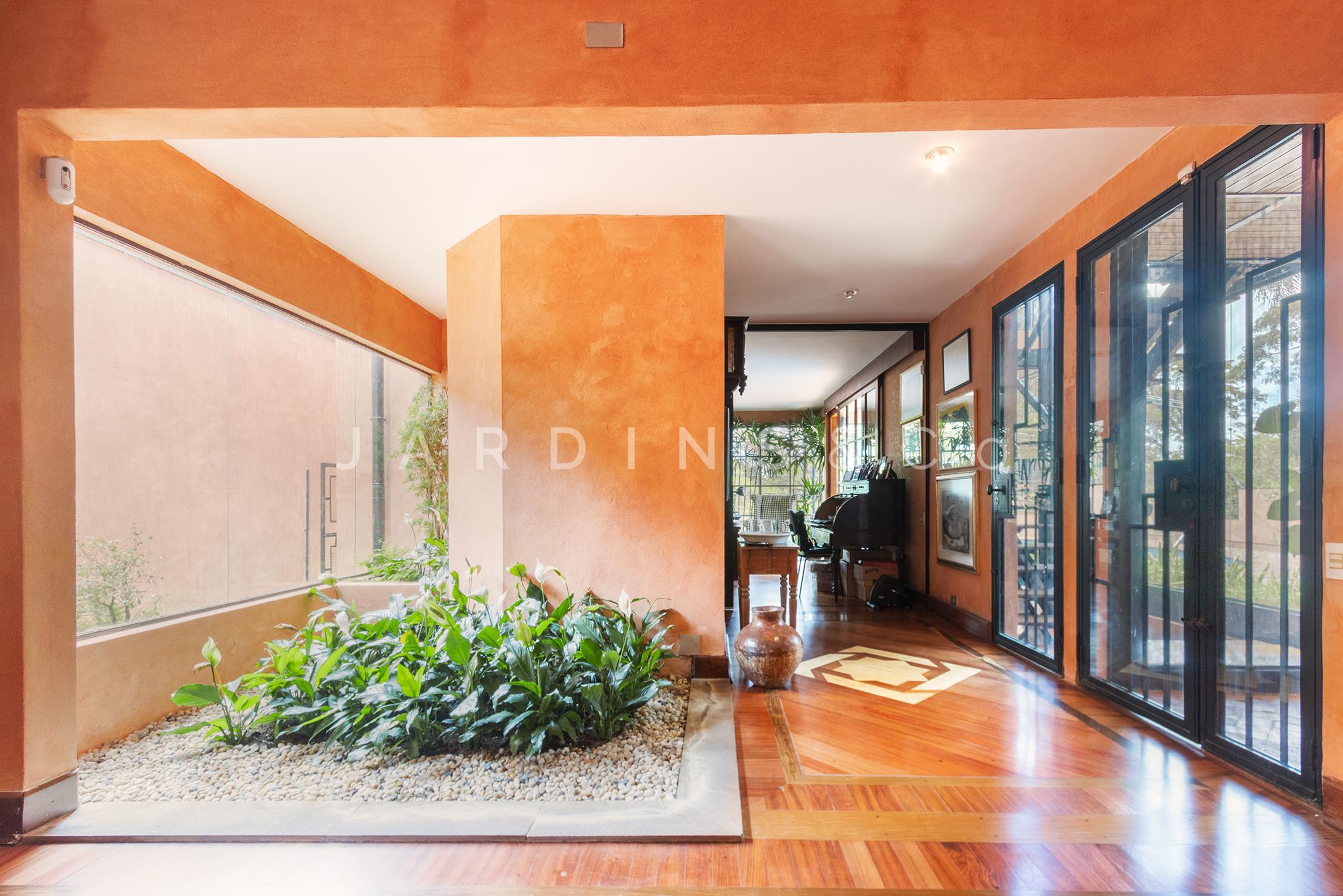 Casa no Jardim Leonor