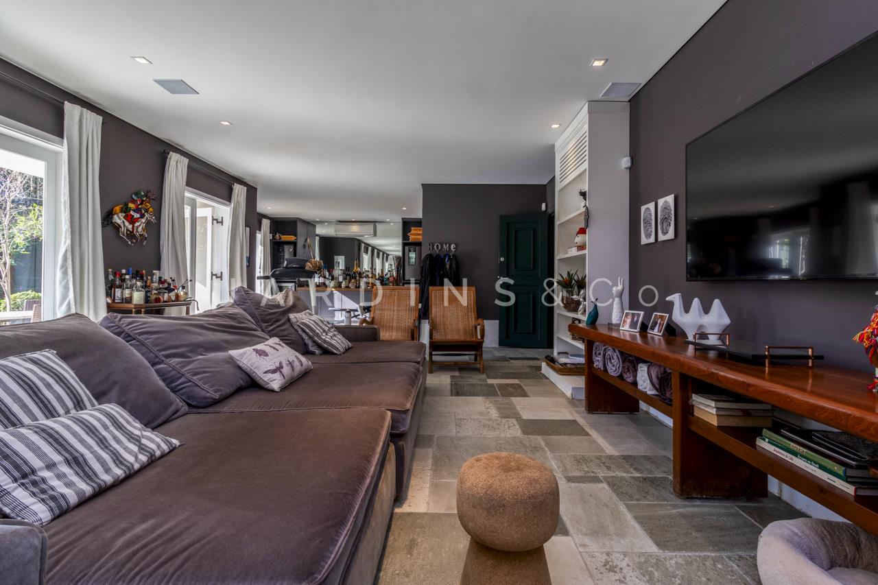 Casa no Jardim Guedala