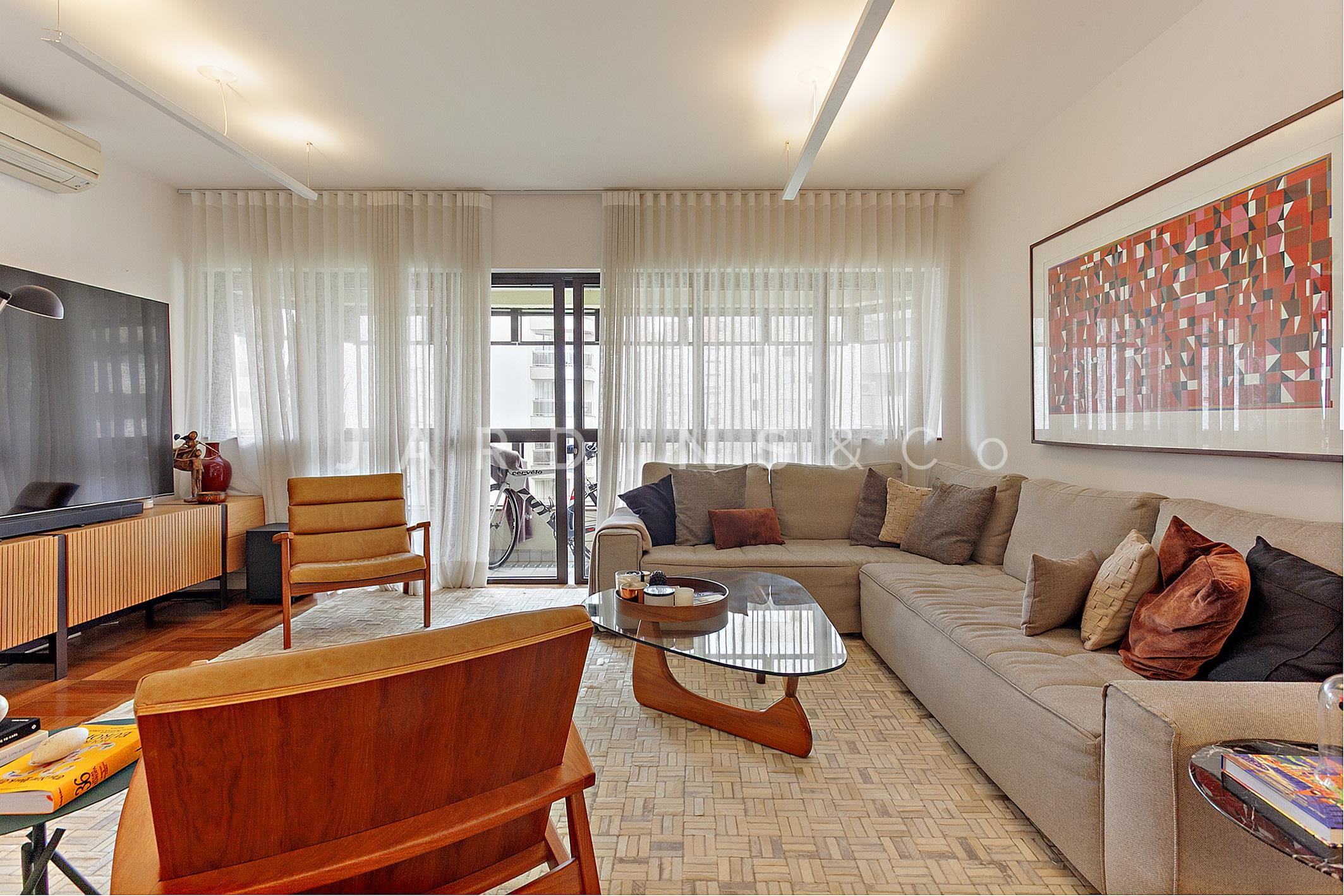 Apartamento no Moema