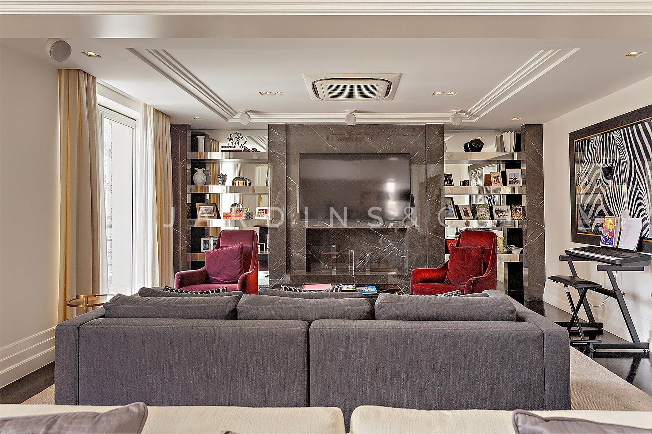 Apartamento no Chácara Itaim