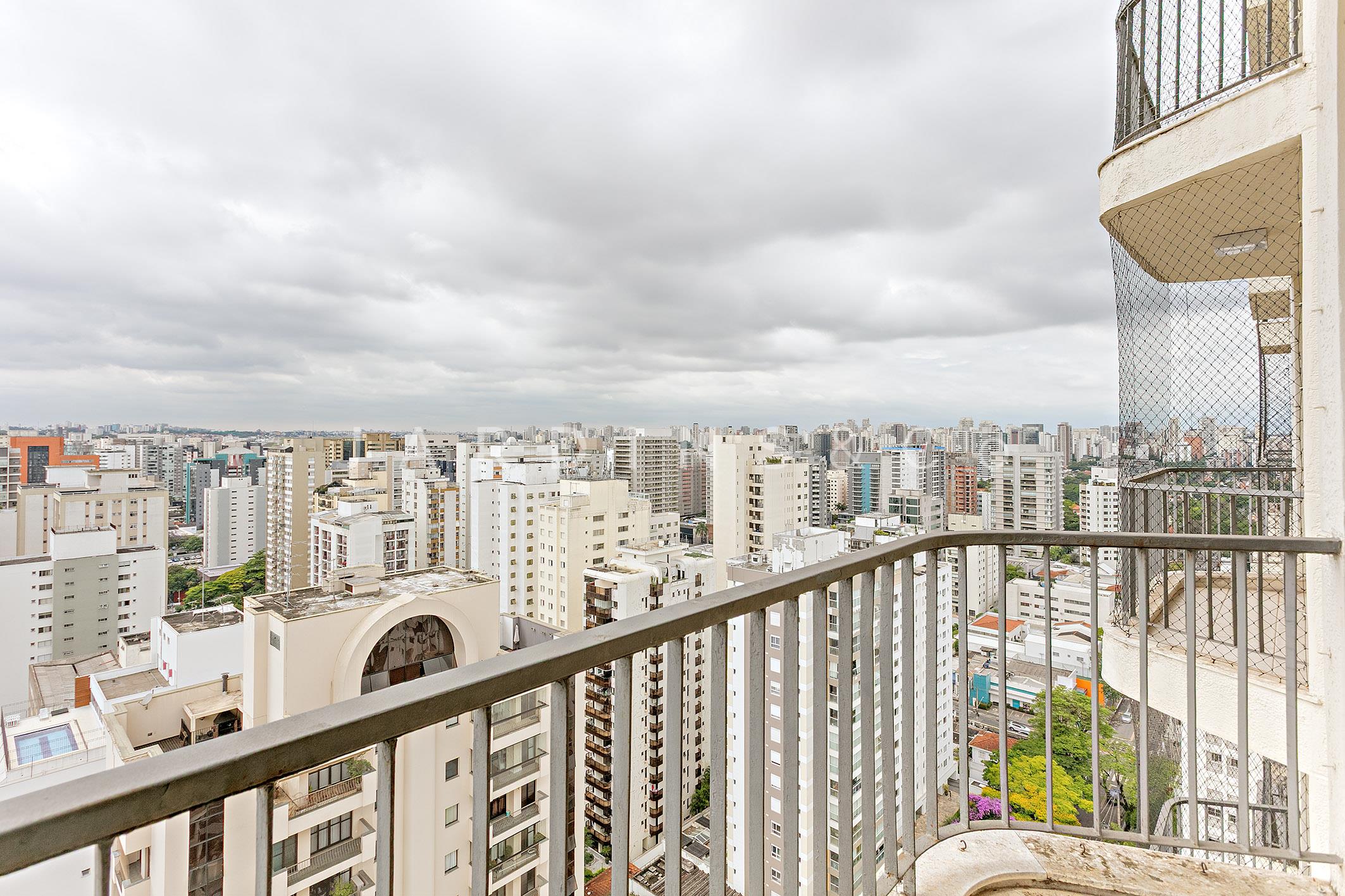 Apartamento no Moema