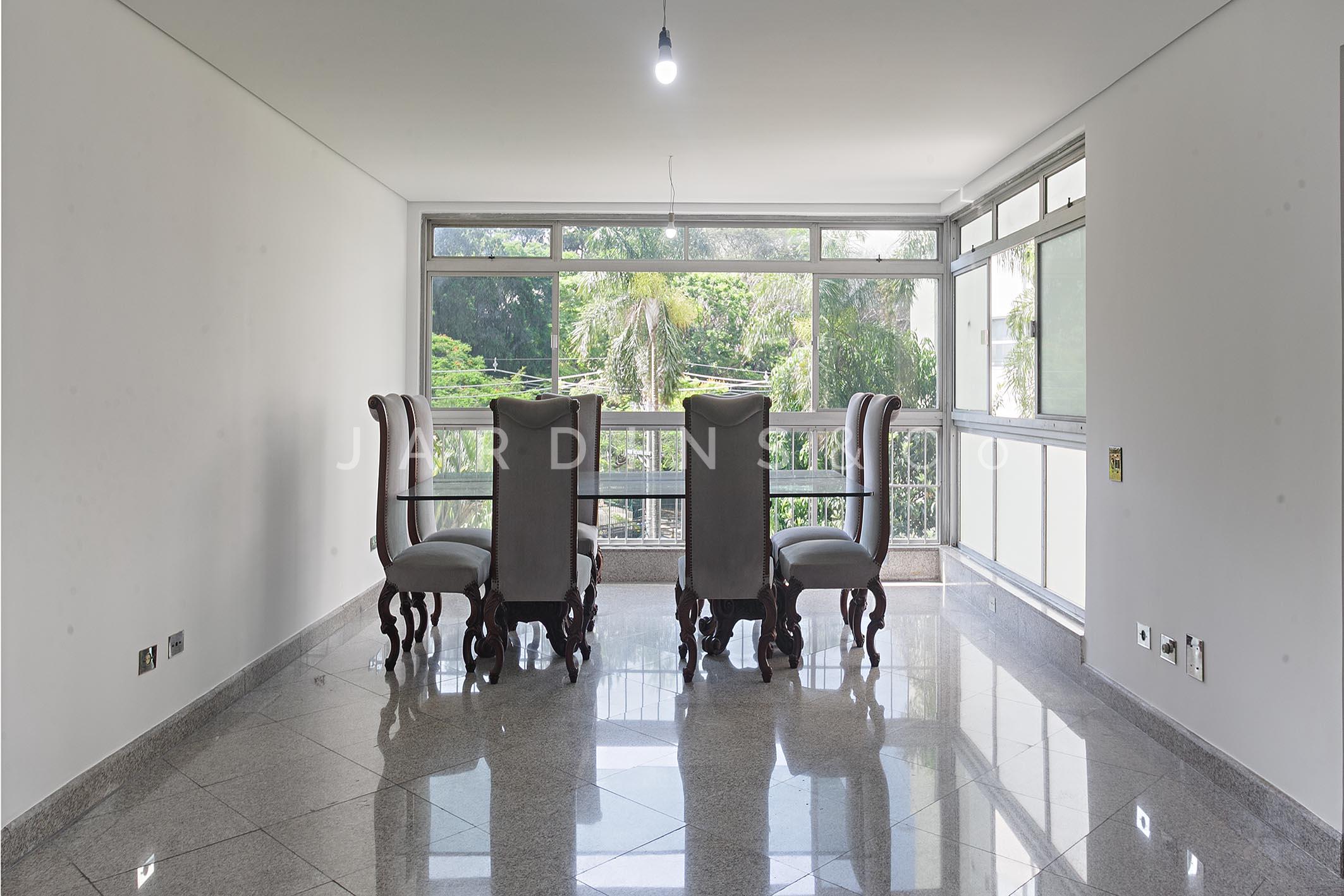 Apartamento no Paraíso